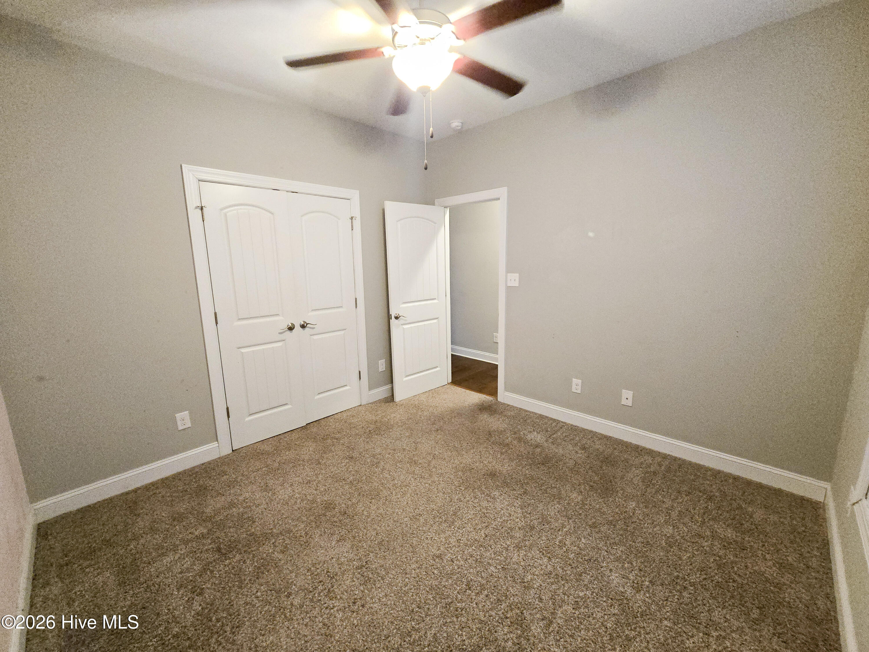 100549826 | Photo 17