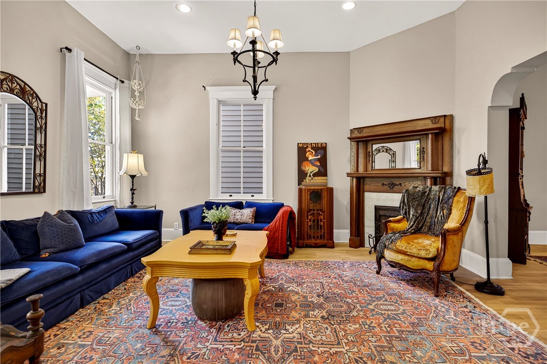 513 E Henry Street, Savannah, GA, 31401