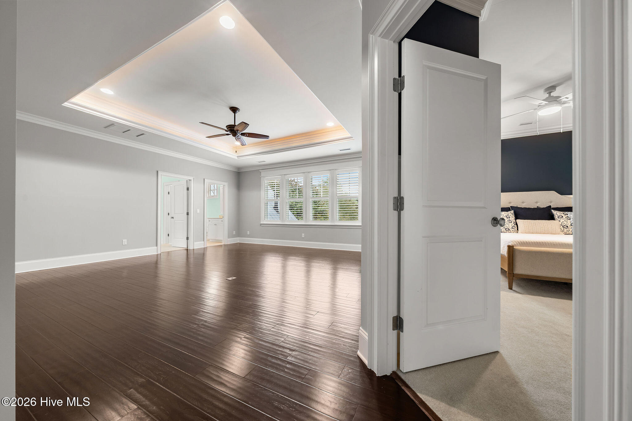 100553604 | Photo 50