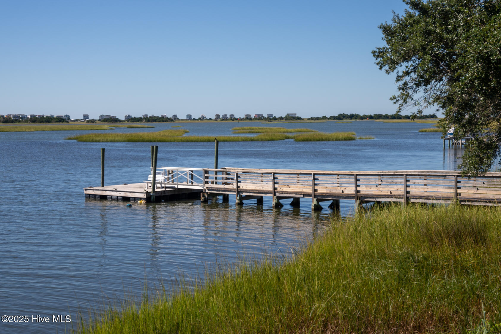 100543941 | Photo 71