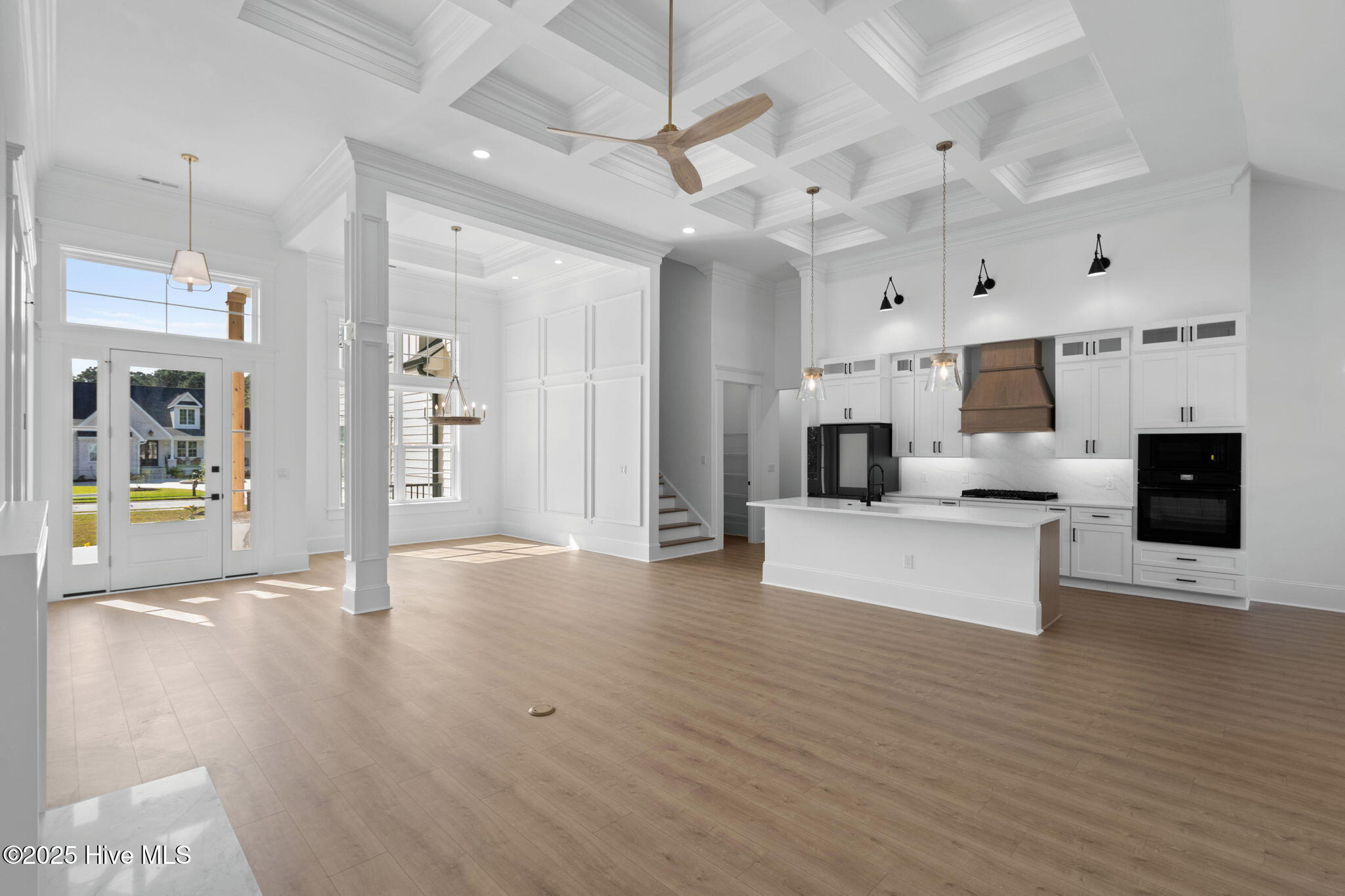 100535498 | Photo 21