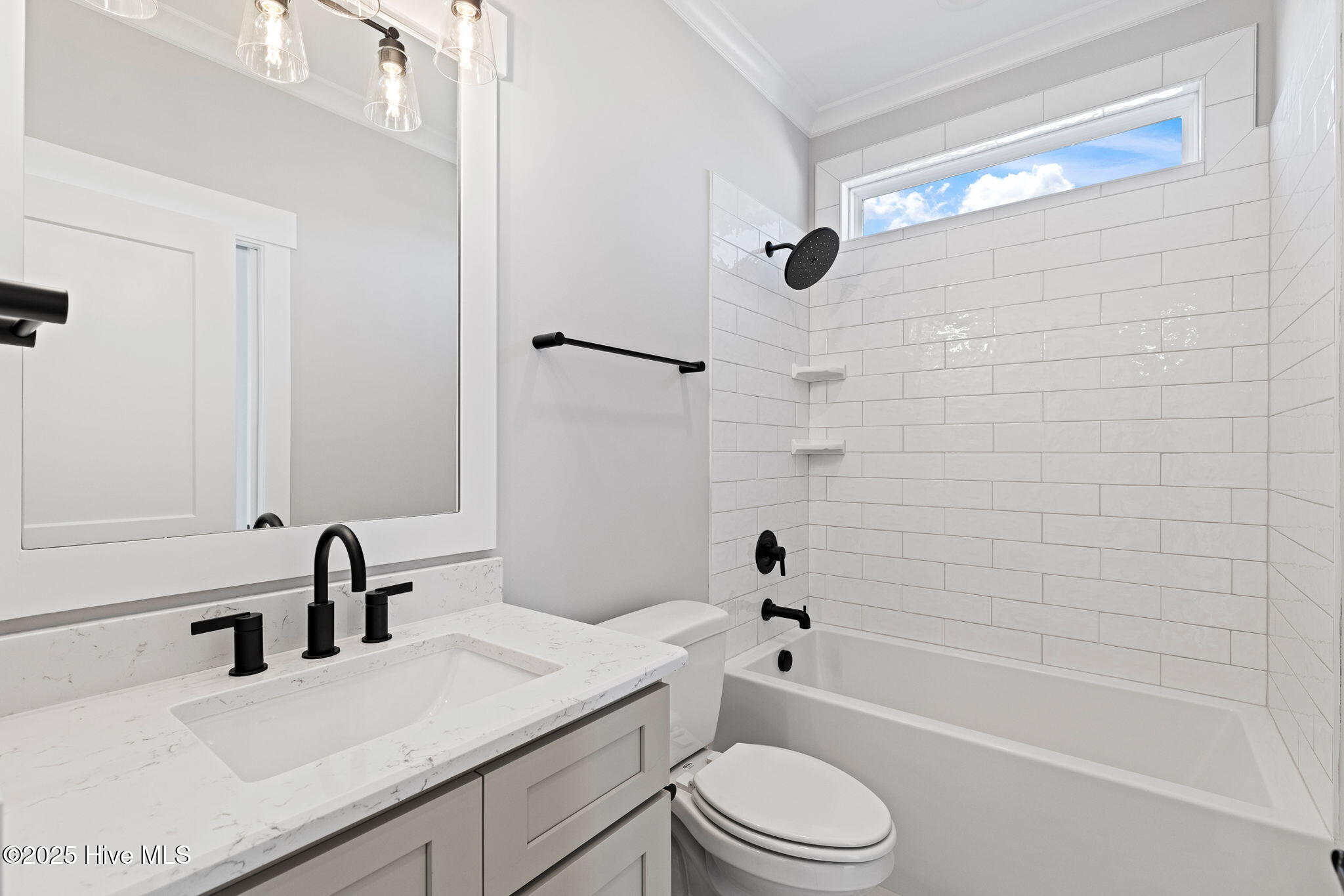 100522532 | Photo 42