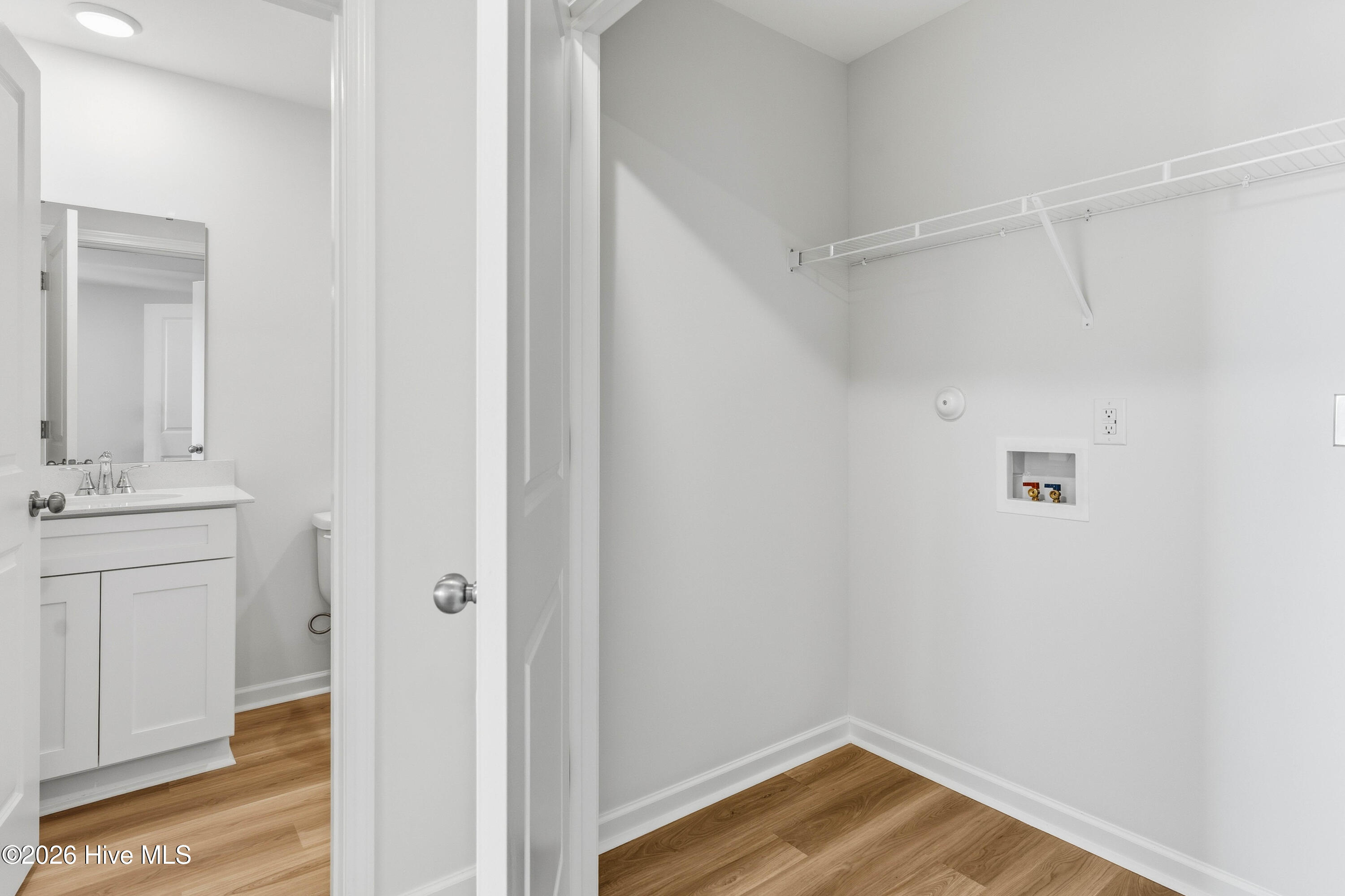 100541480 | Photo 16