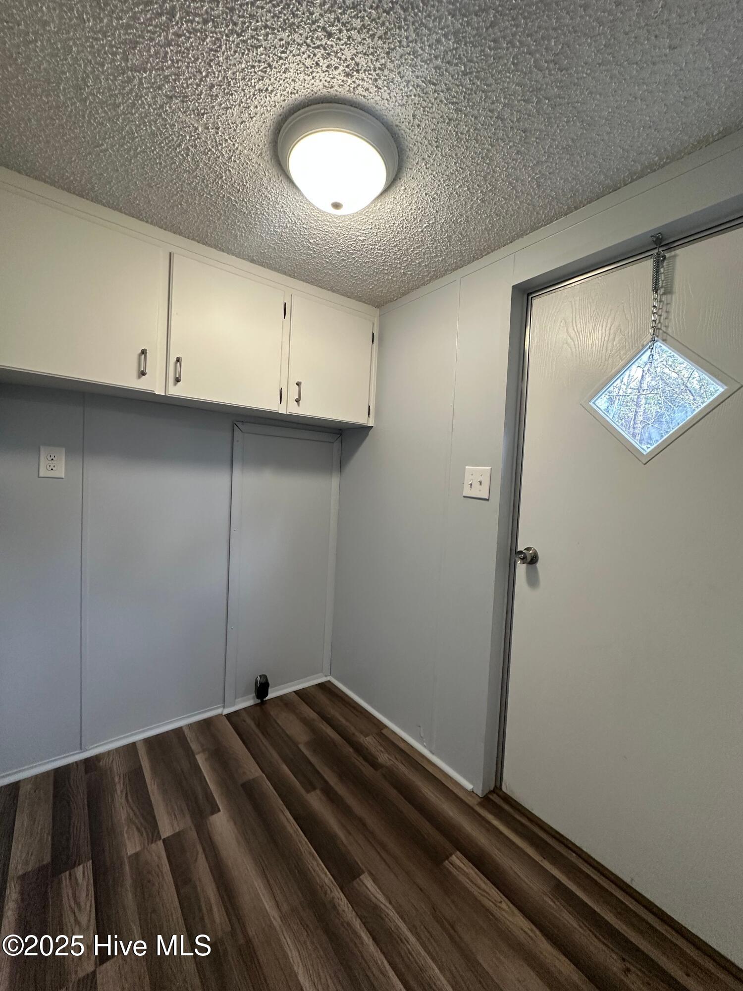 100545851 | Photo 10