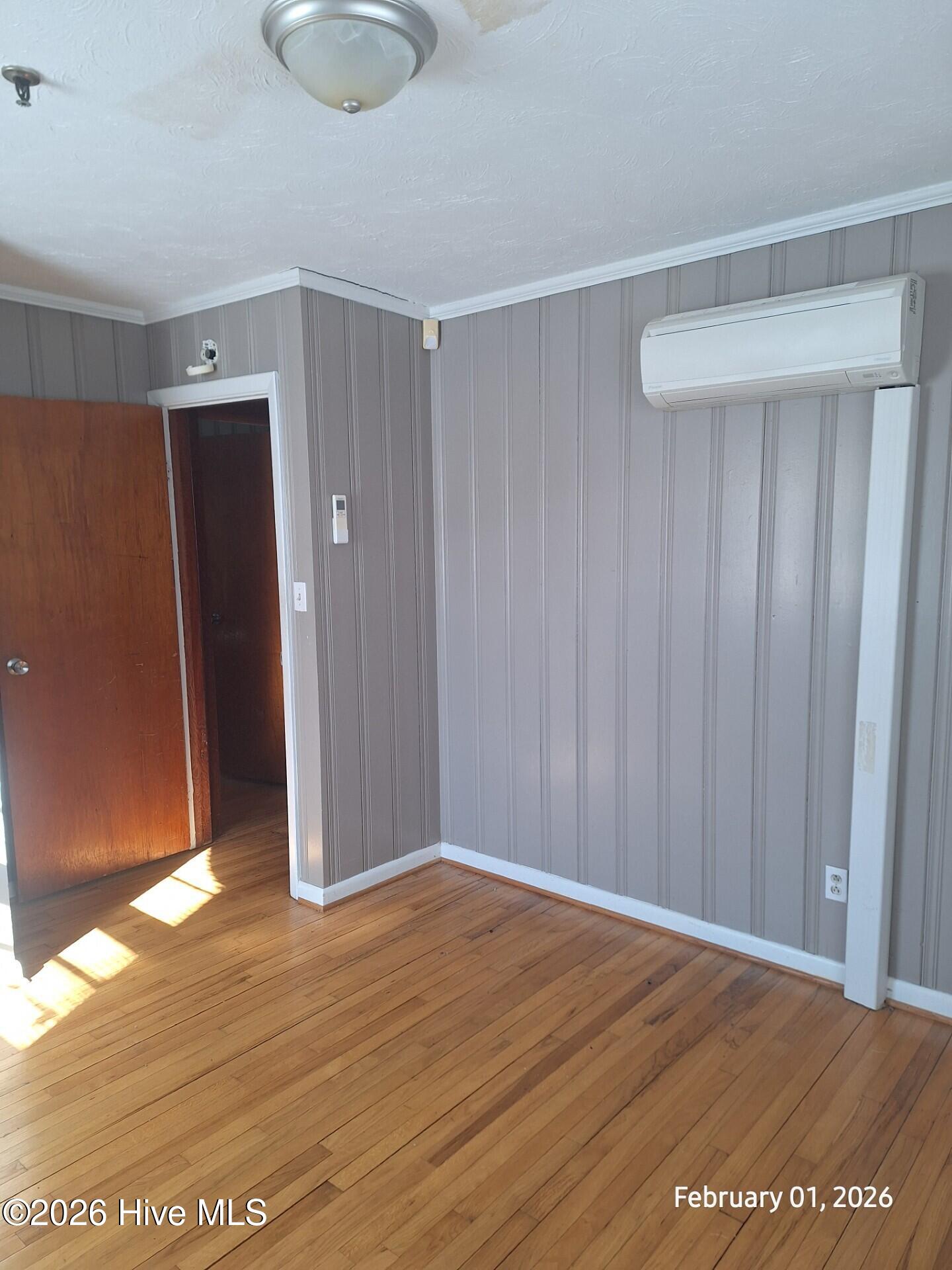 100469709 | Photo 11