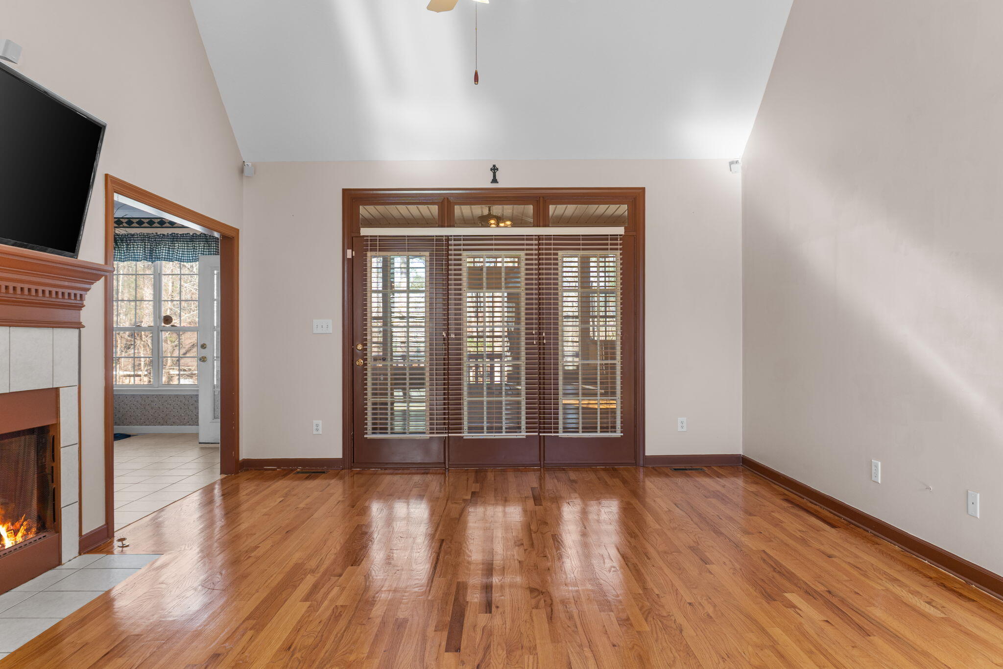 8-web-or-mls-DSC06266