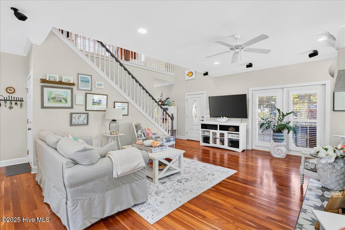 100540409 | Photo 21