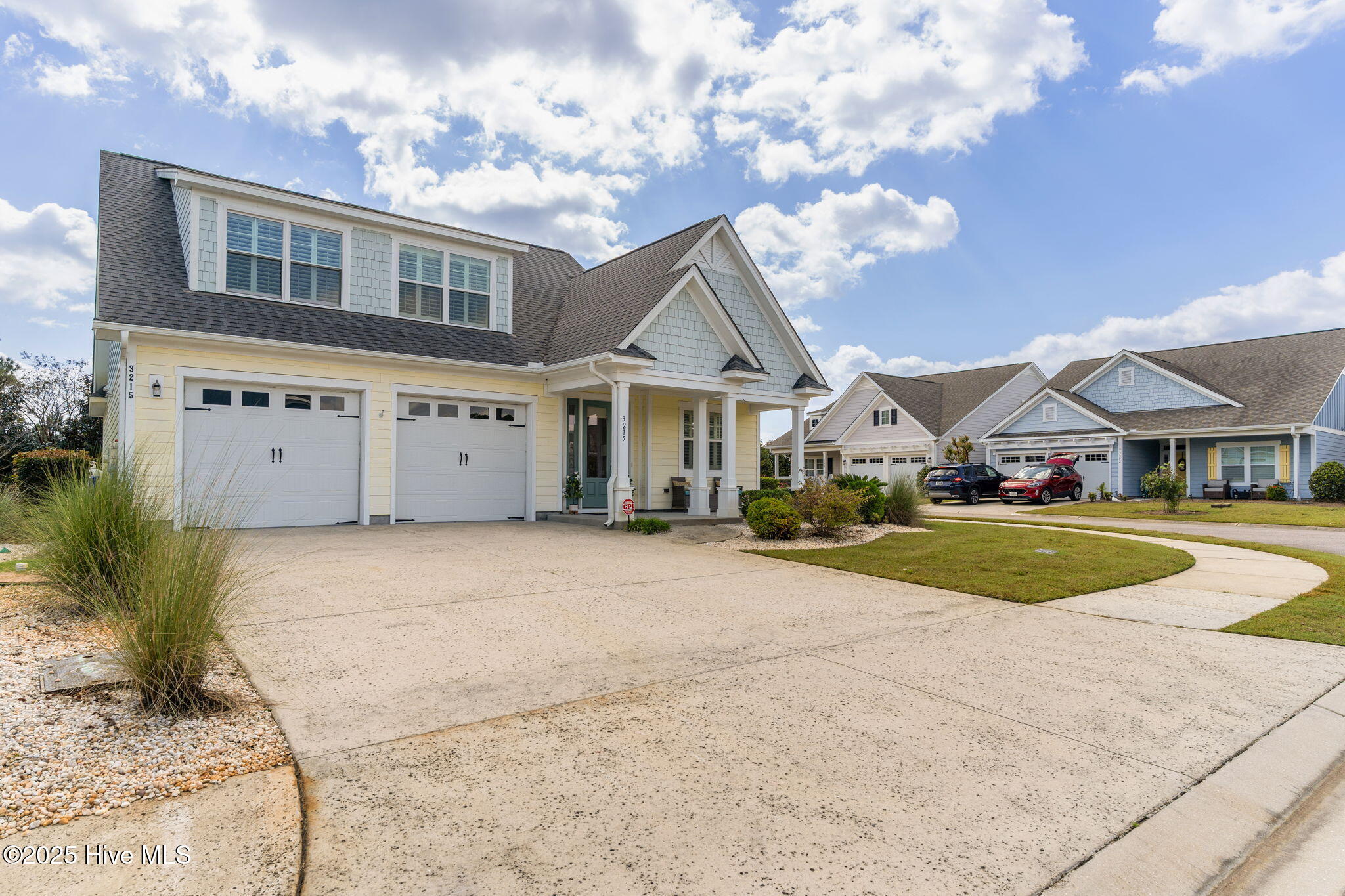 100534405 | Photo 48