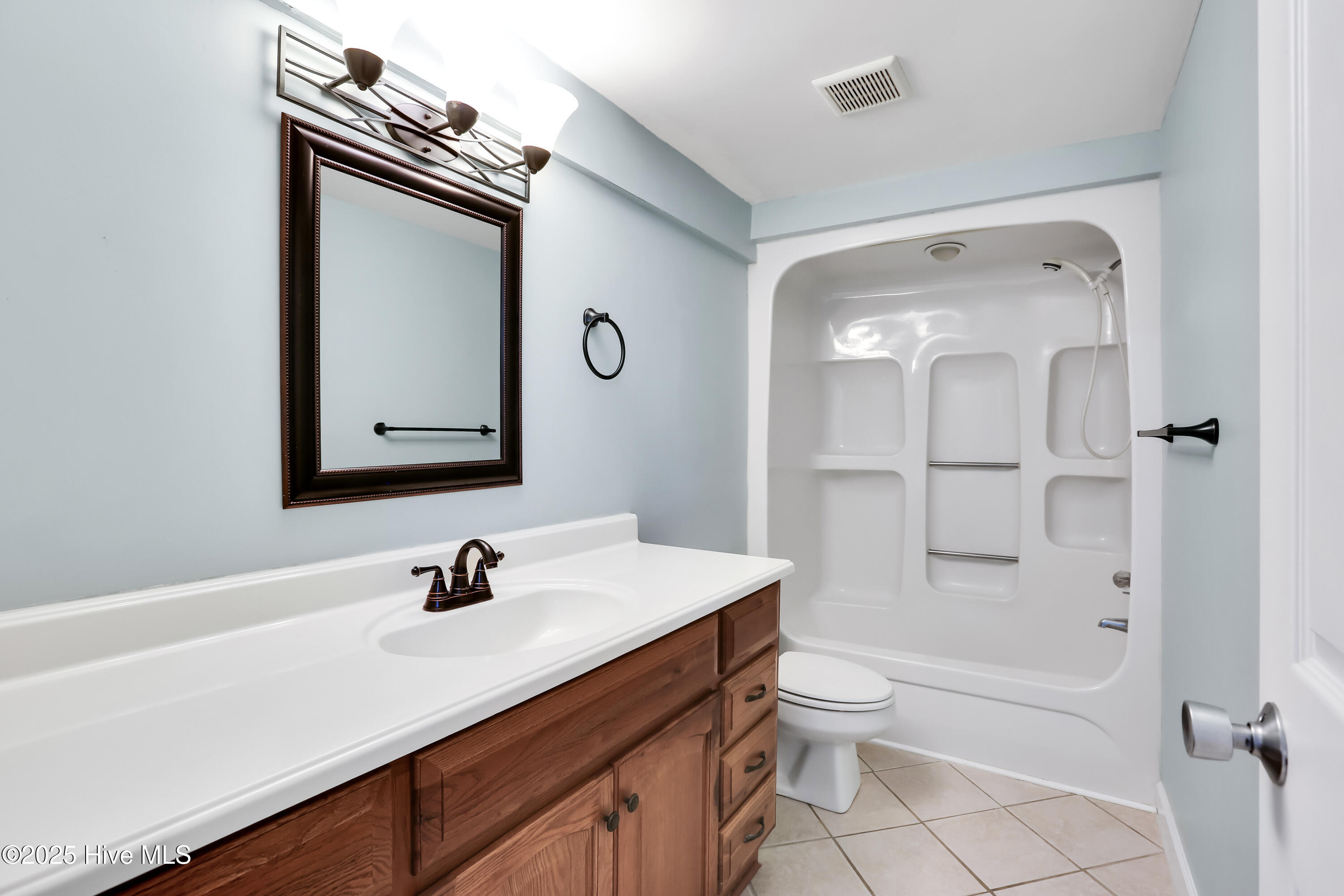 100543025 | Photo 34