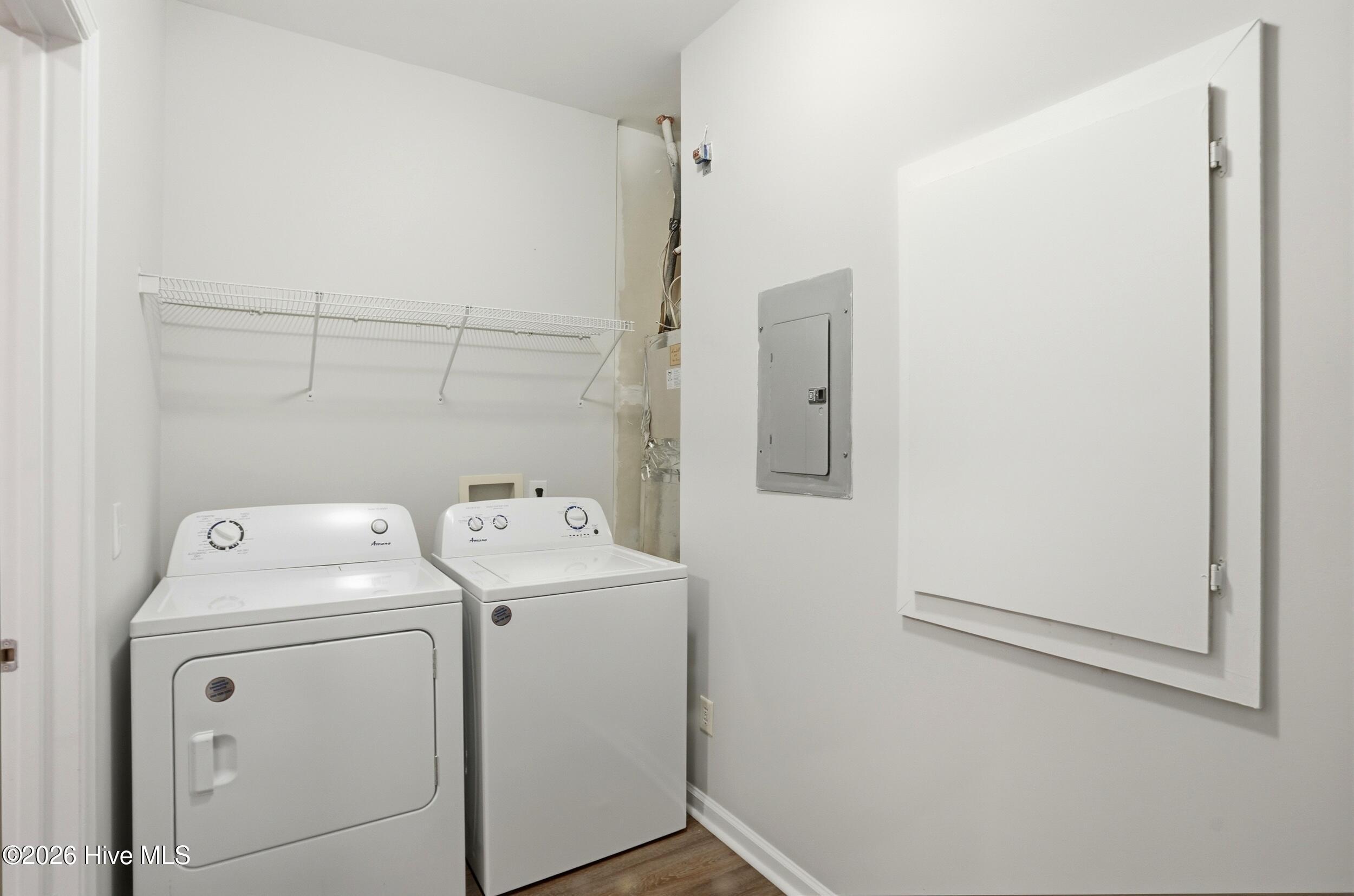 100554334 | Photo 21