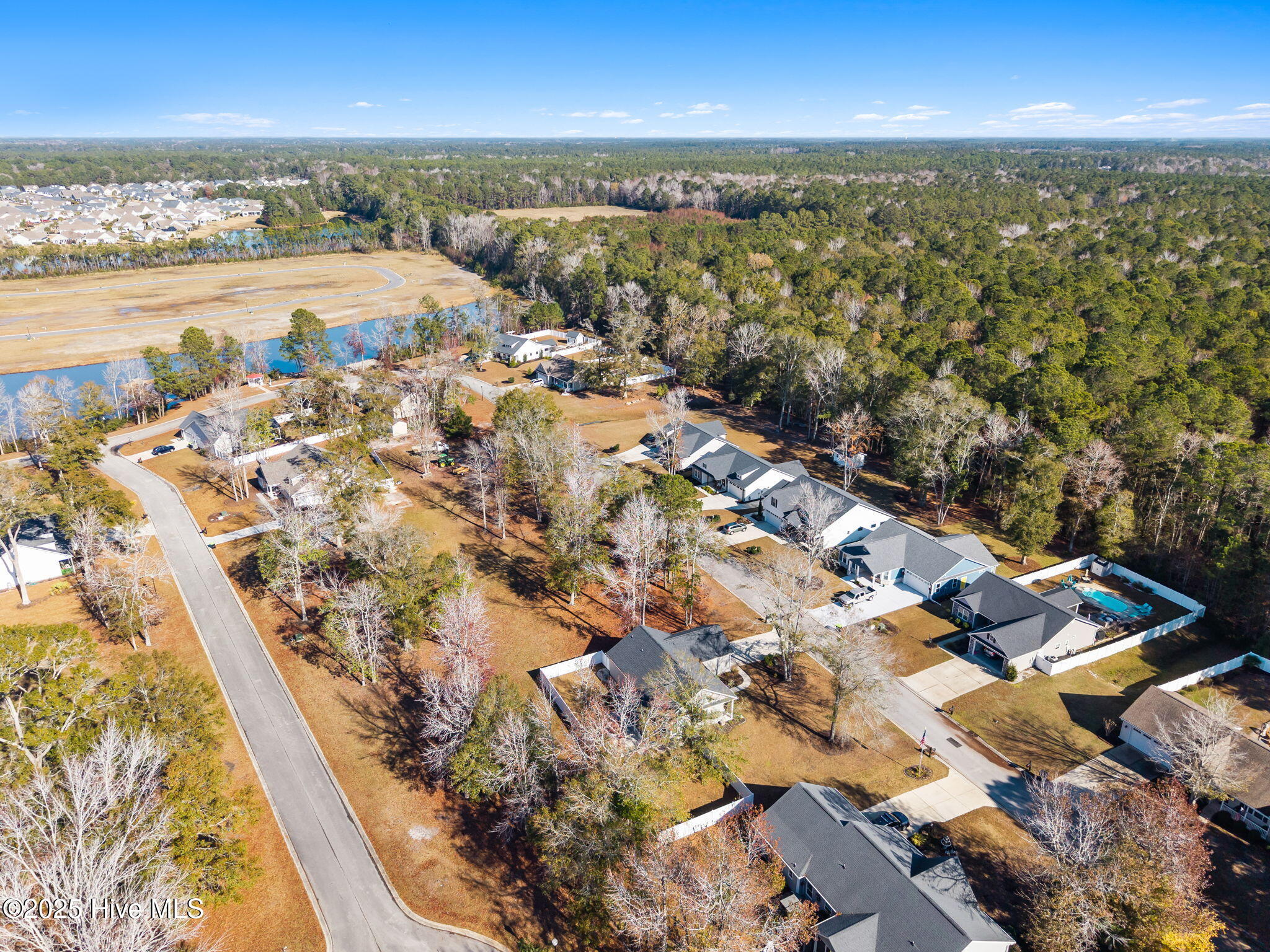 100544507 | Photo 47