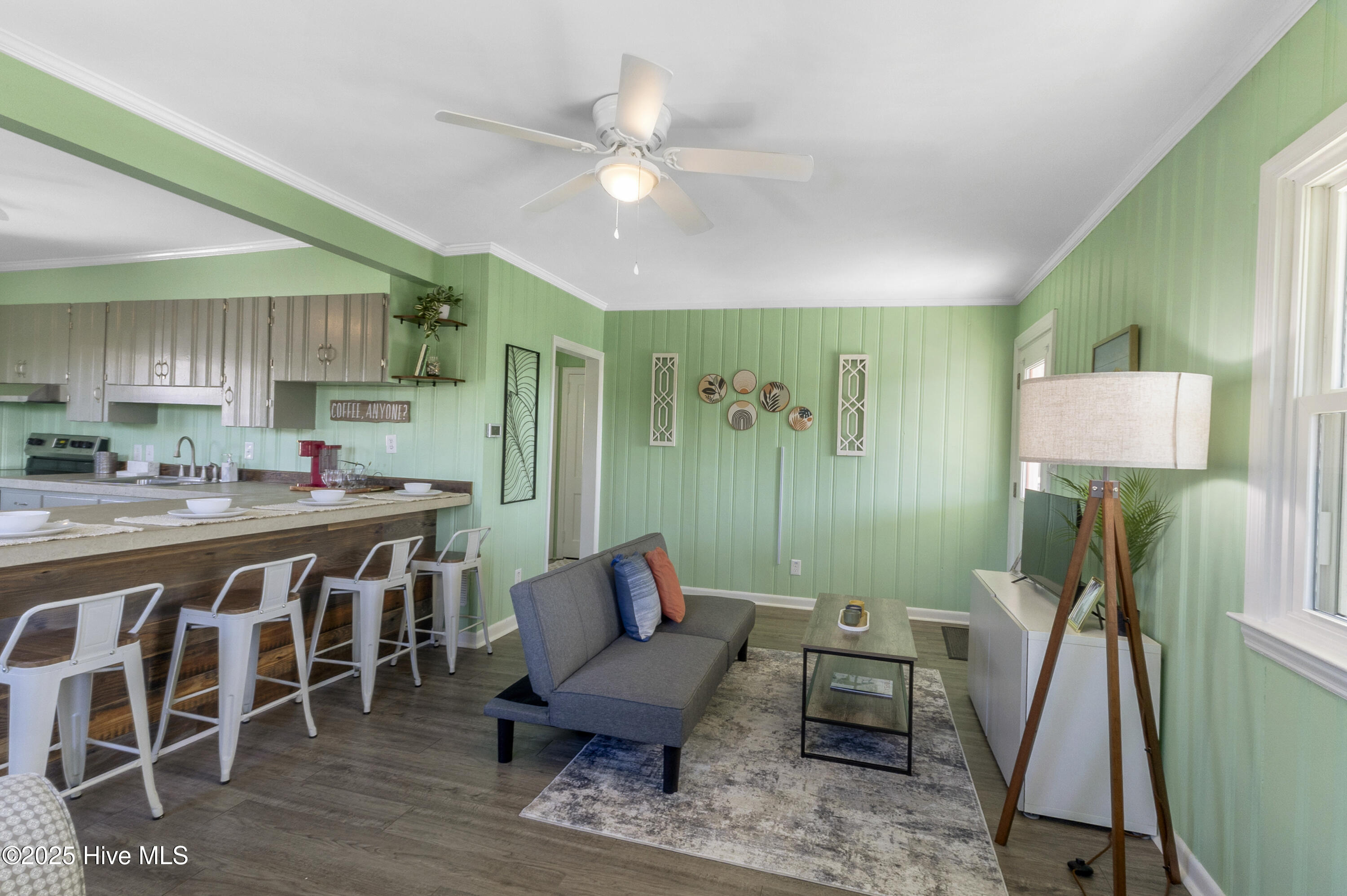 100541212 | Photo 13