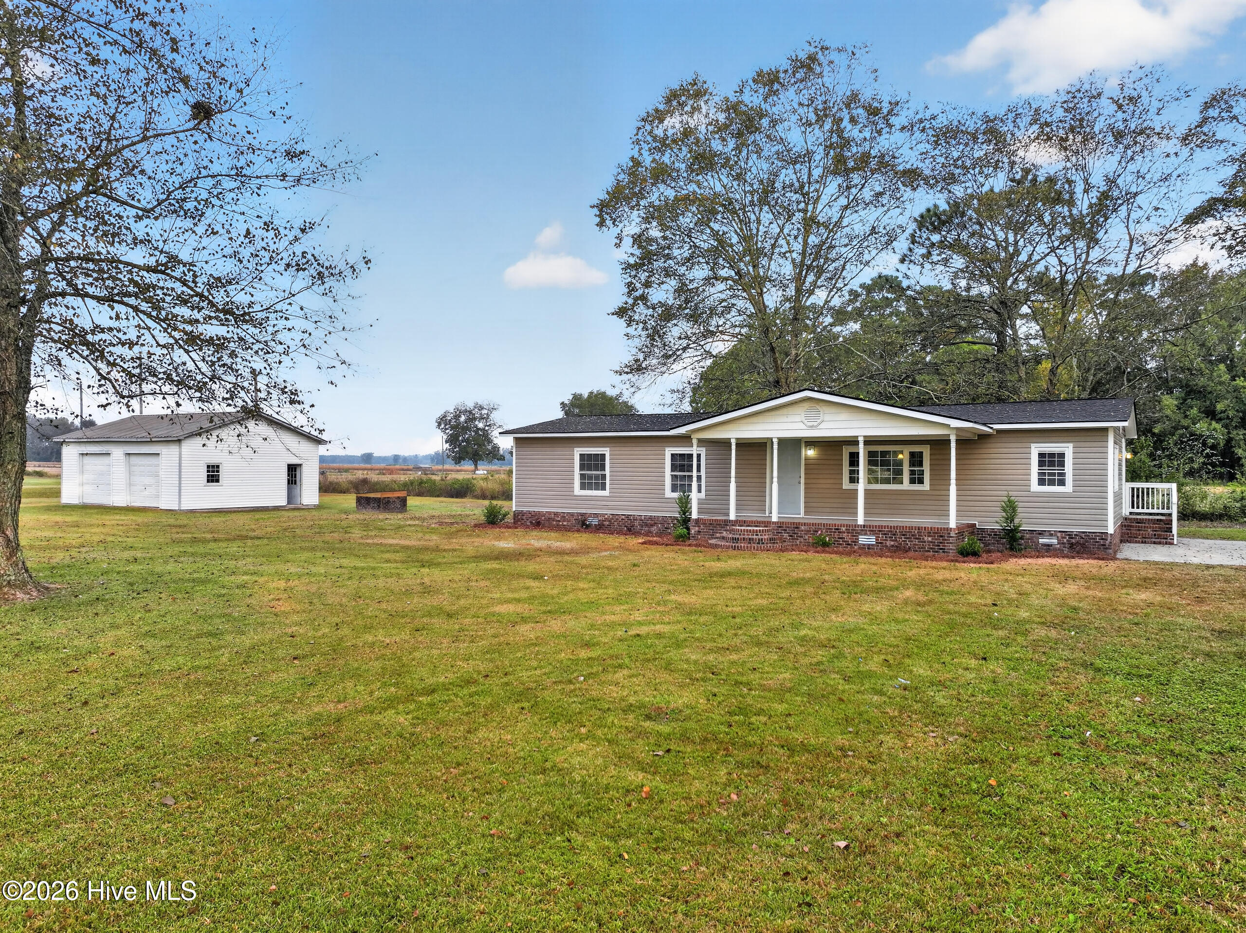 Photo 1 of Manufactured home for sale at 5729 Clark Frd Rd, Ayden, NC 28513 | MLS# 100613199 | Listing updated on 2026-10-29