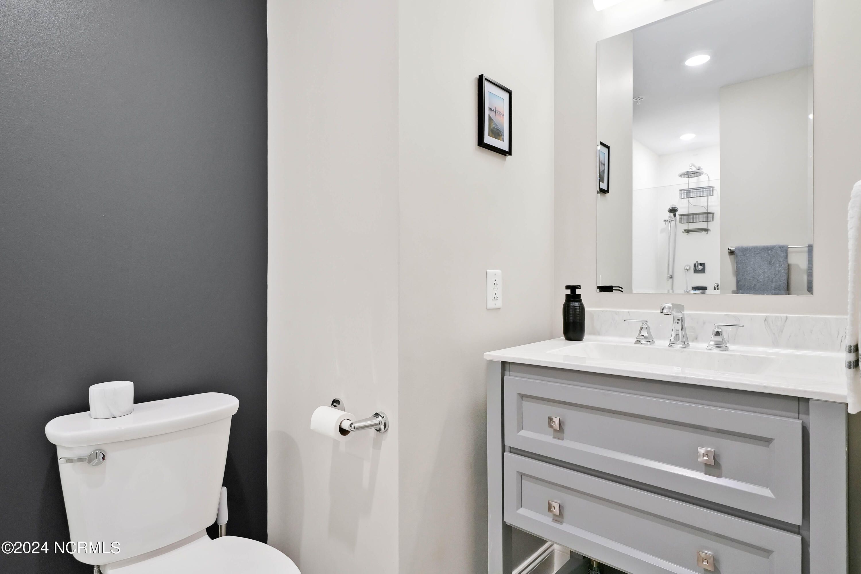 100556540 | Photo 34