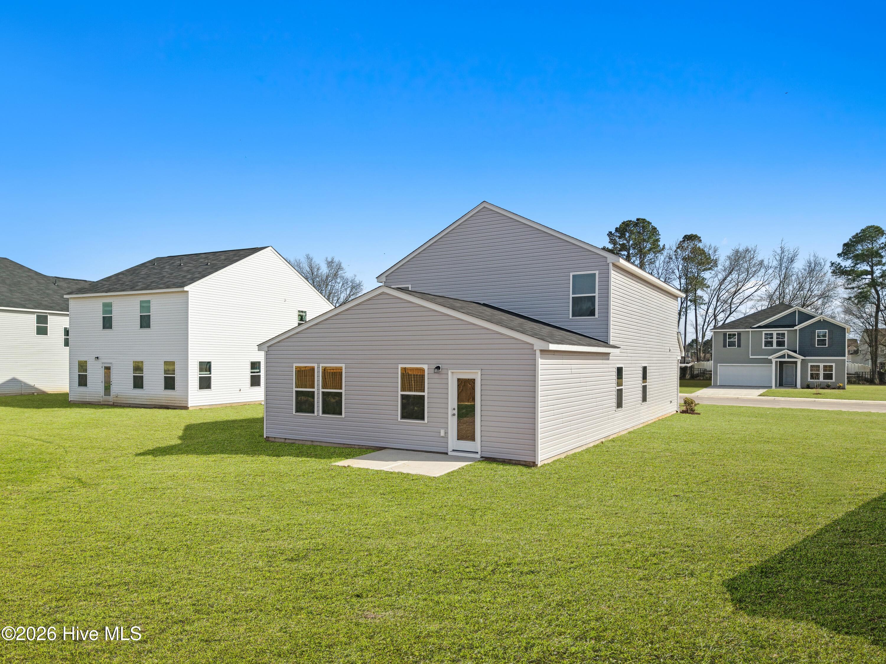 100538975 | Photo 46