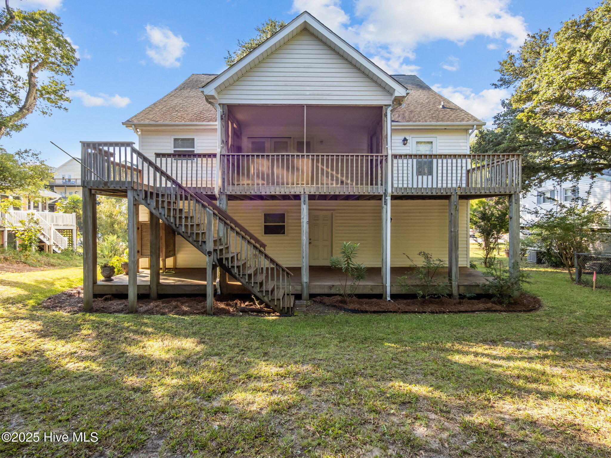 100536740 | Photo 20