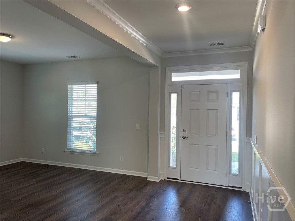 Flex Space for Formal Dining, Office...