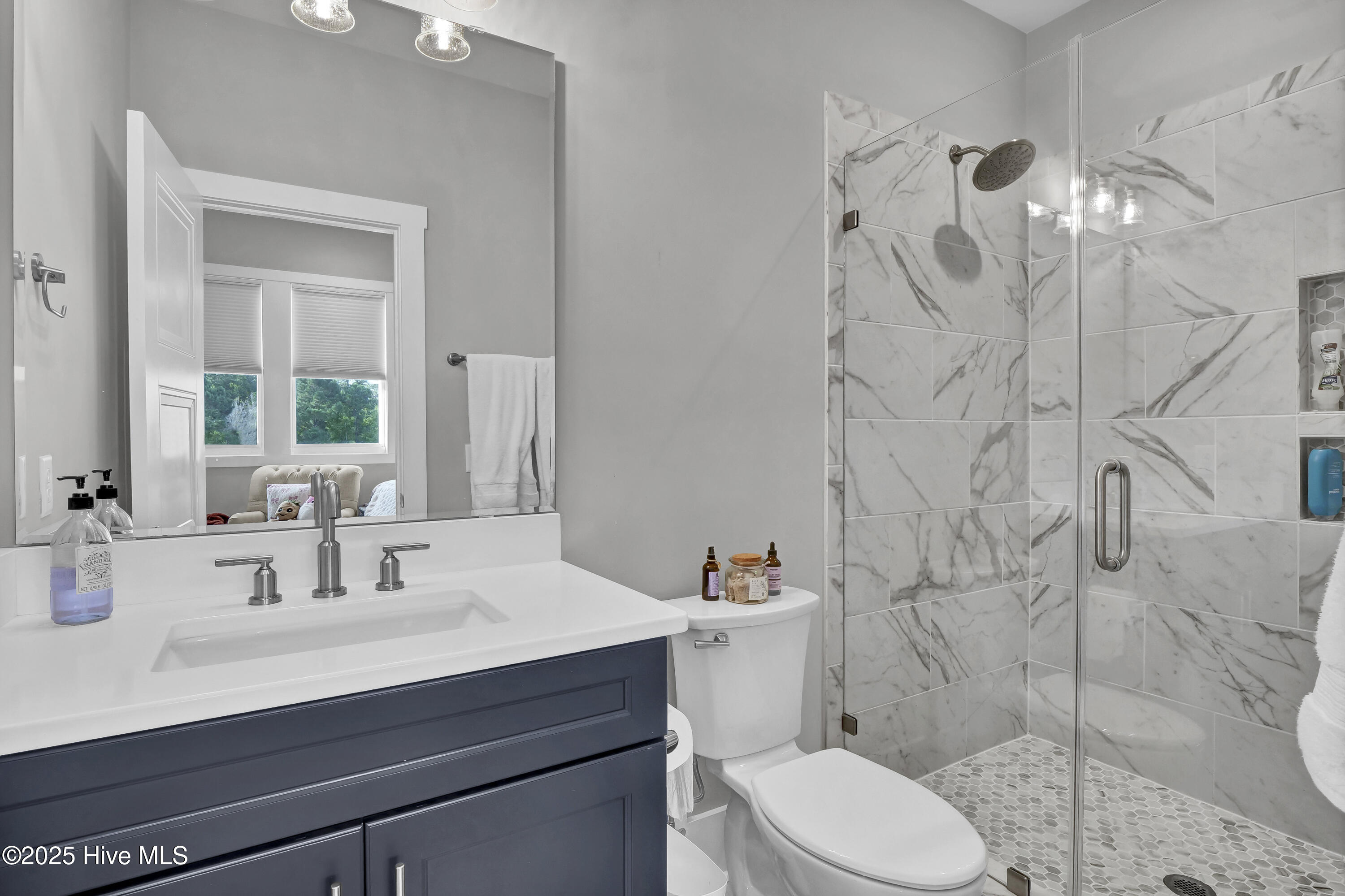 100534317 | Photo 41