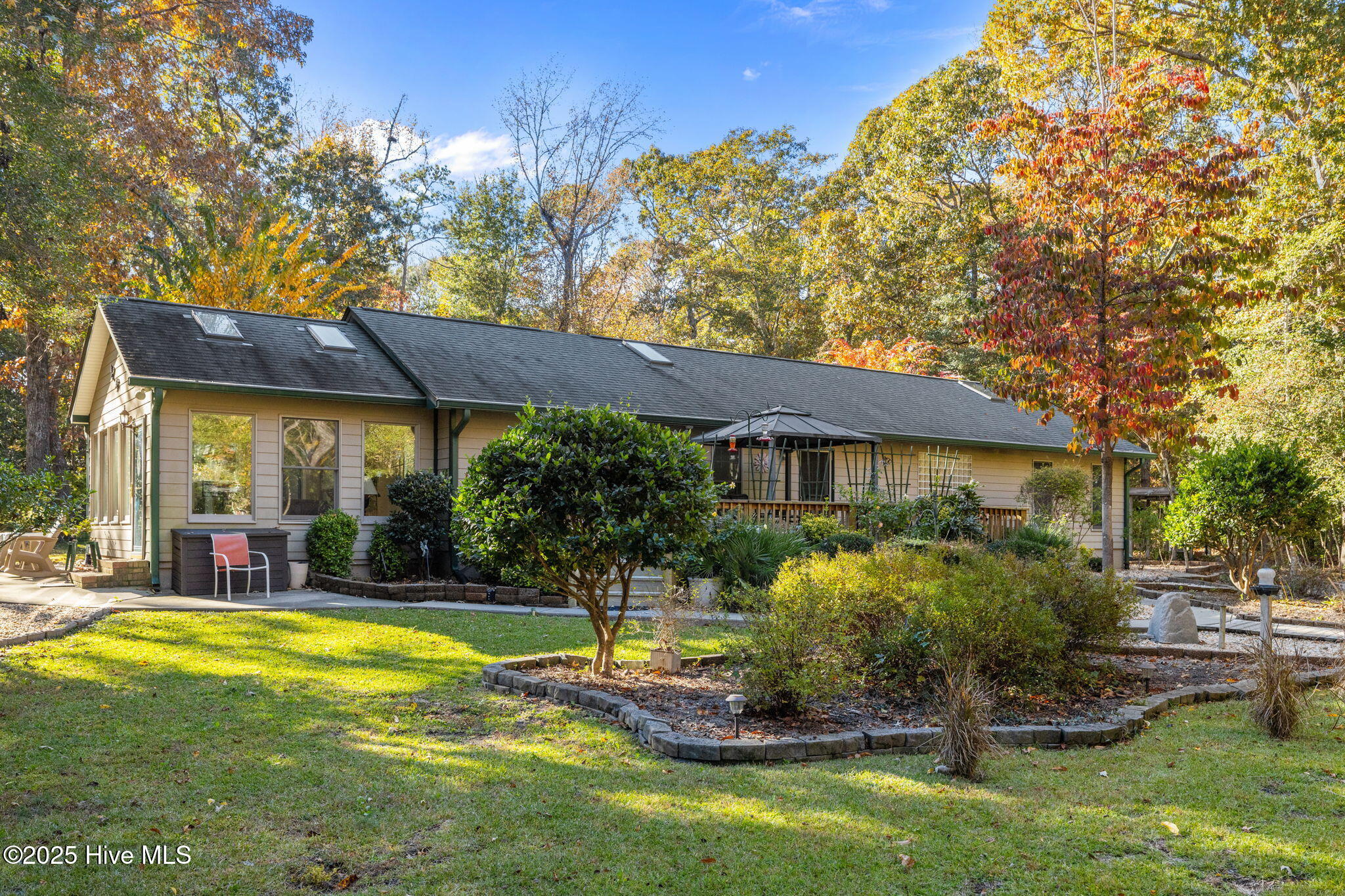 100540758 | Photo 11