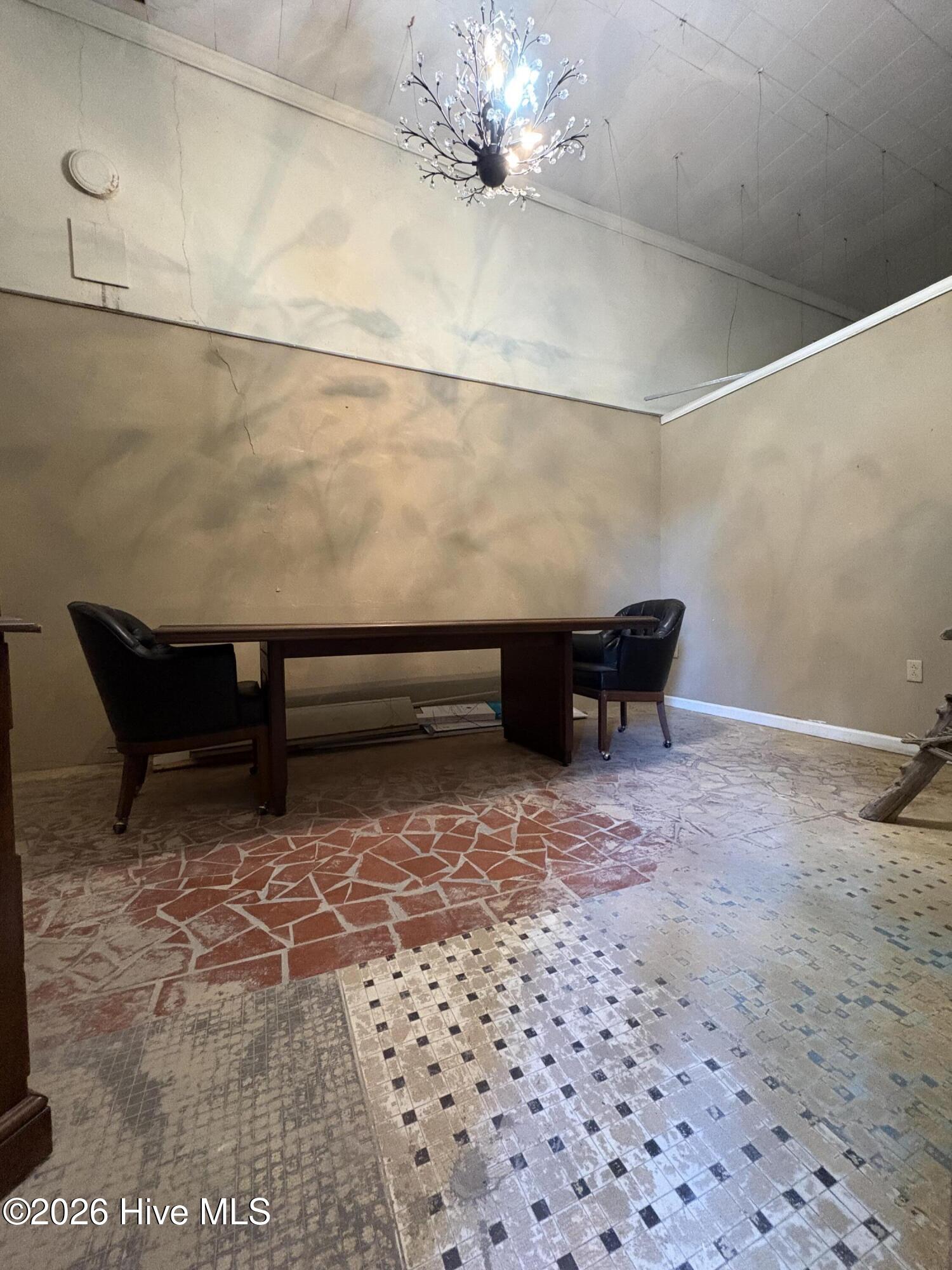 1st Room in Office space