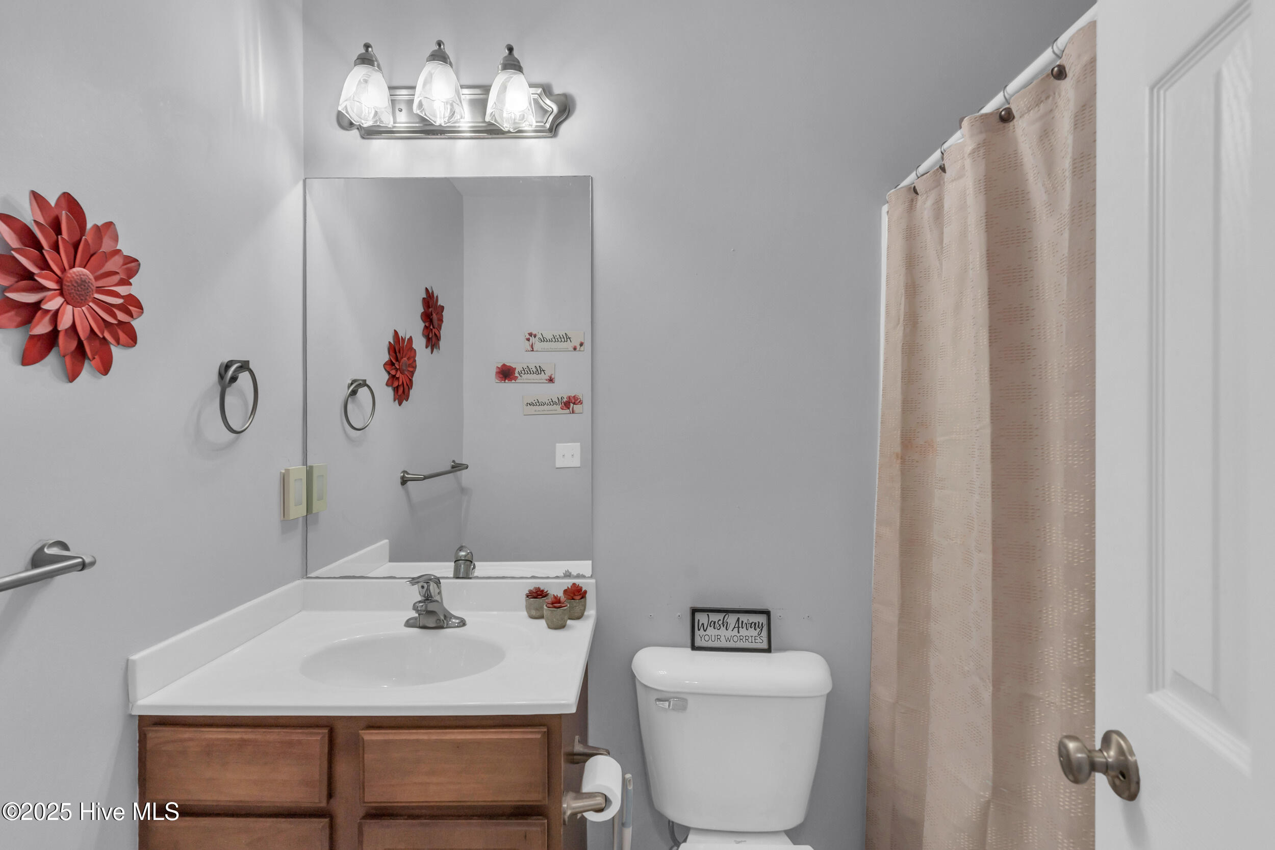 100527386 | Photo 20