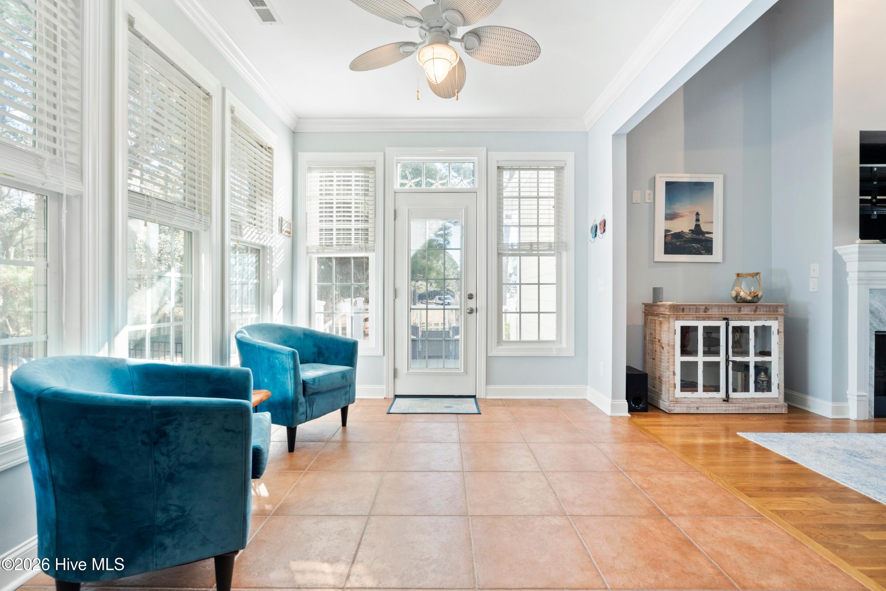 100549432 | Photo 20