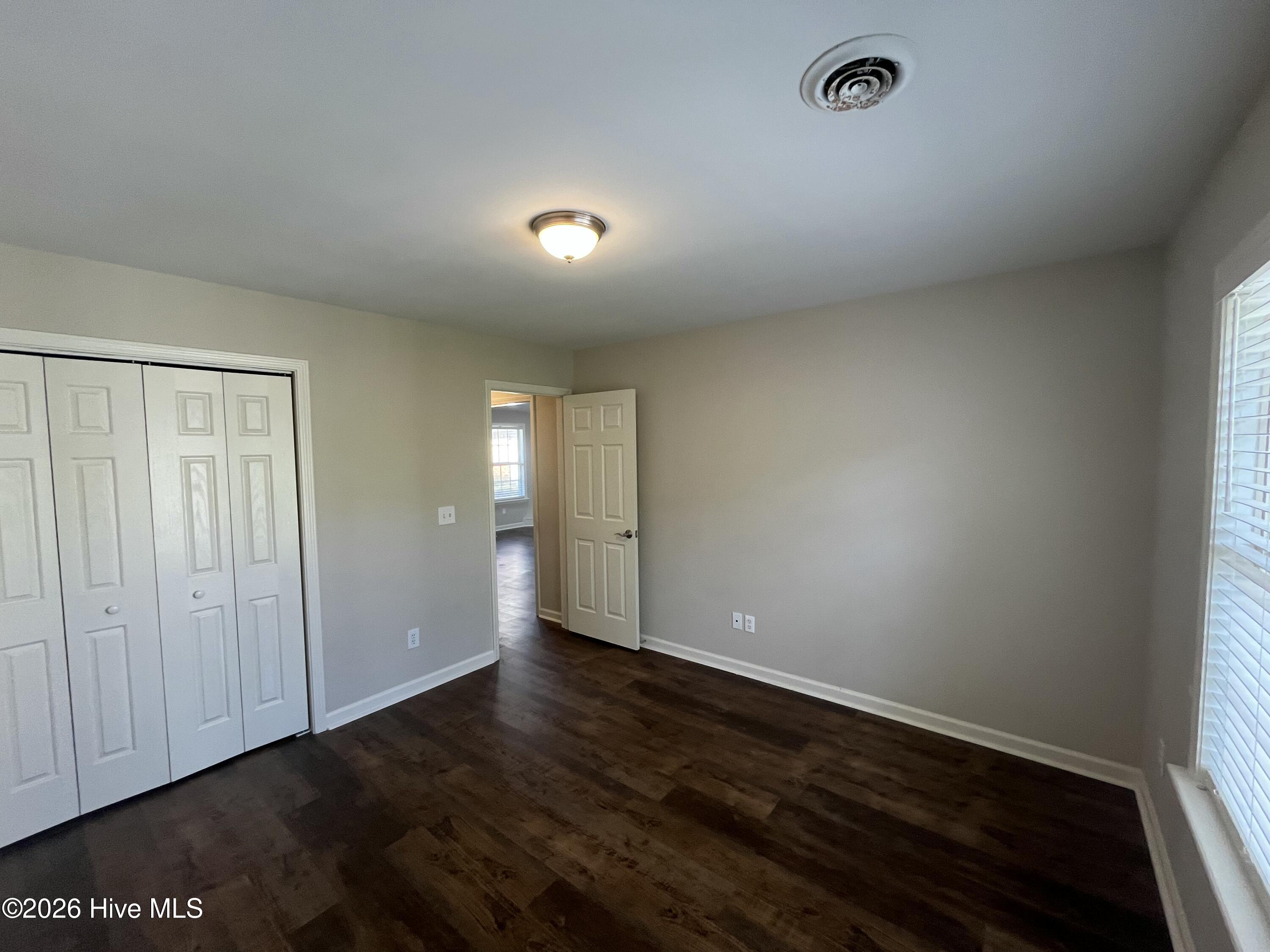 100565460 | Photo 18