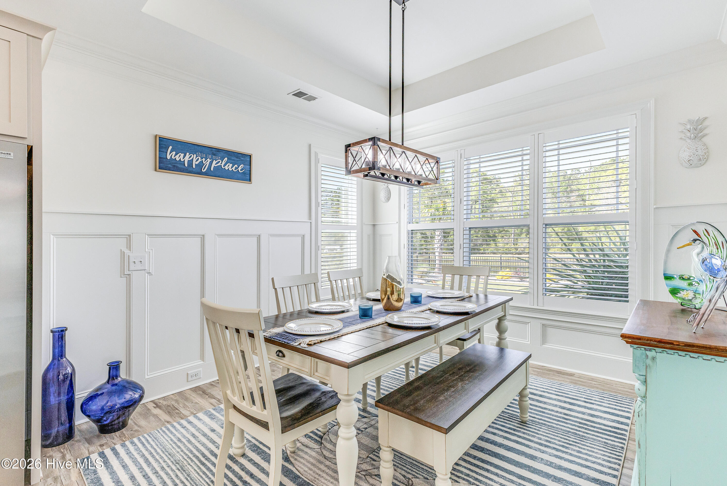 100566164 | Photo 12