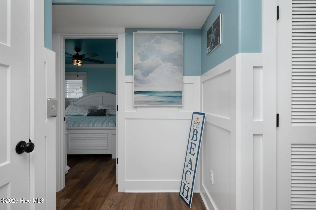 100560212 | Photo 128