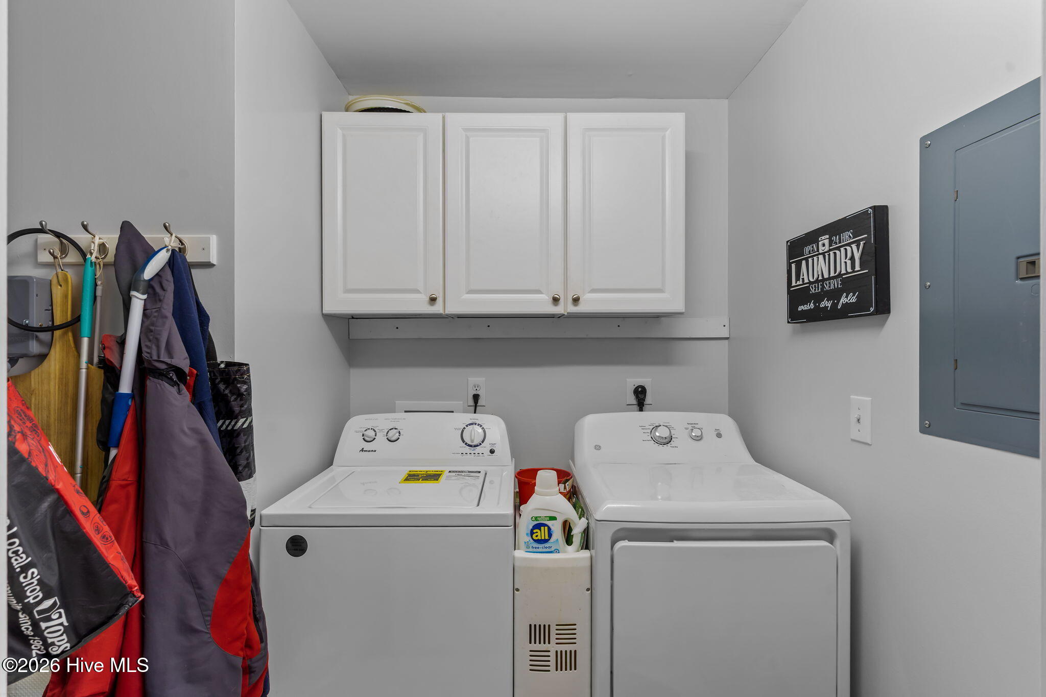 100546550 | Photo 18