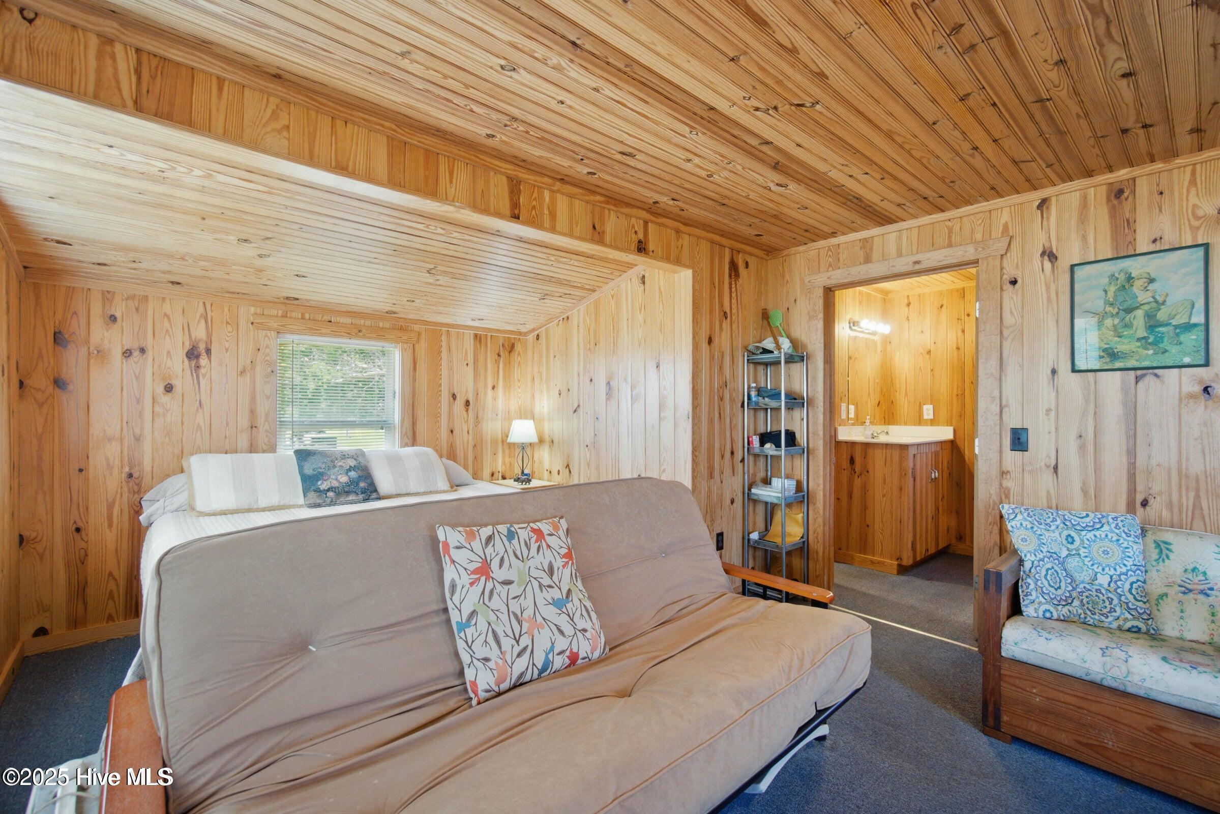 100516545 | Photo 16