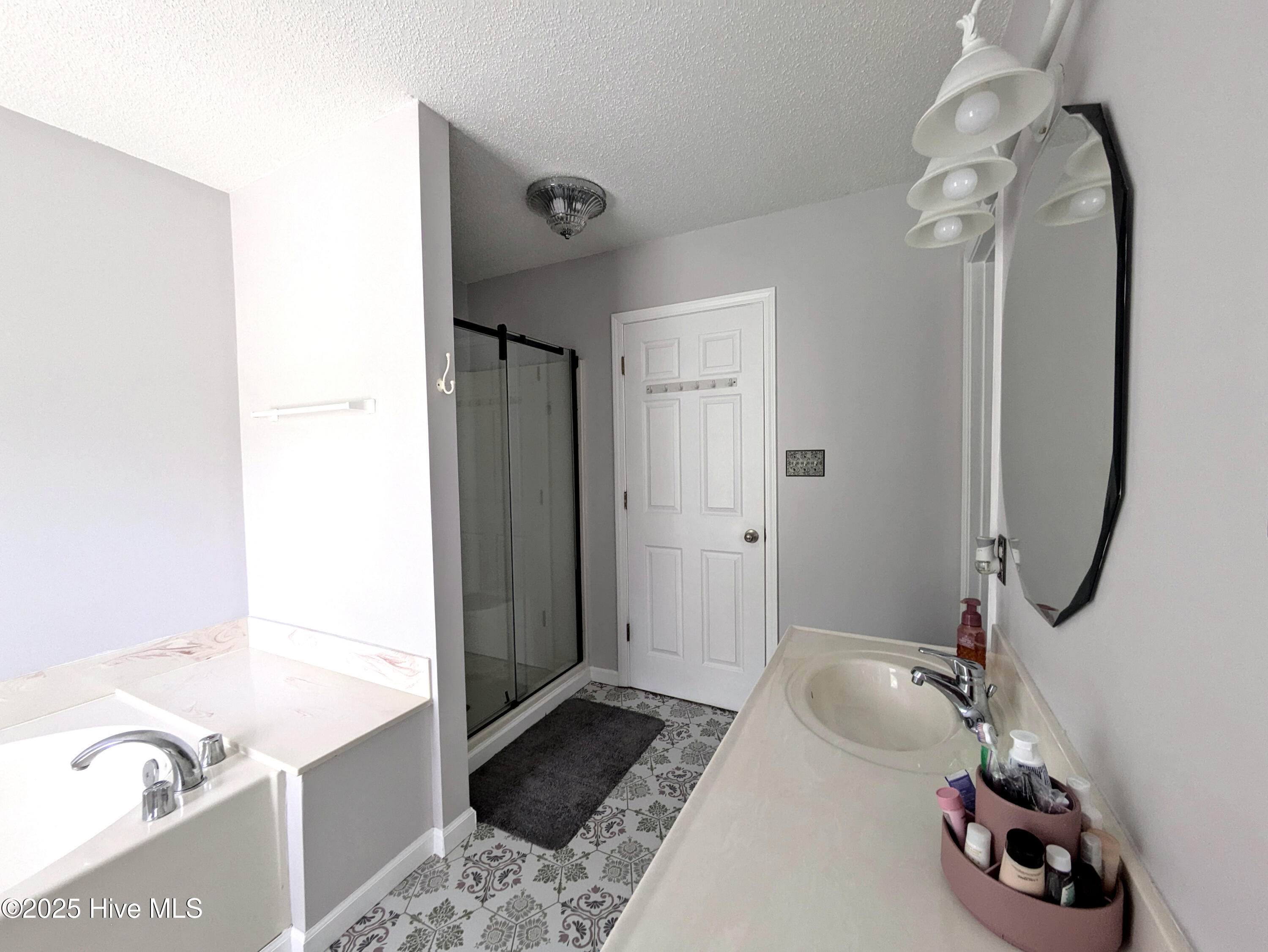 117 Longwood Drive, Stella, NC 28582 – photo 20: PXL_20250422_174004987_1