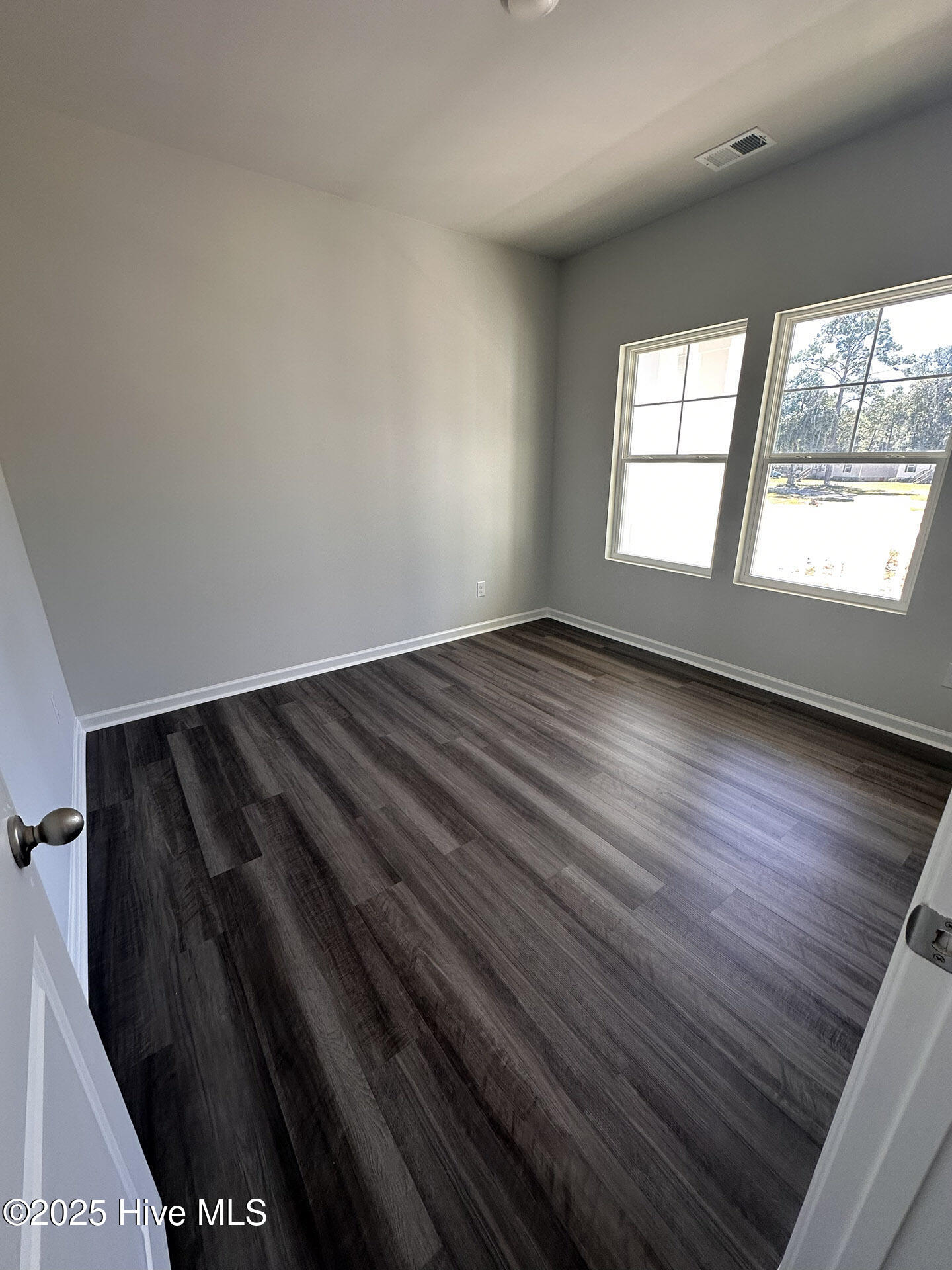 100537529 | Photo 12