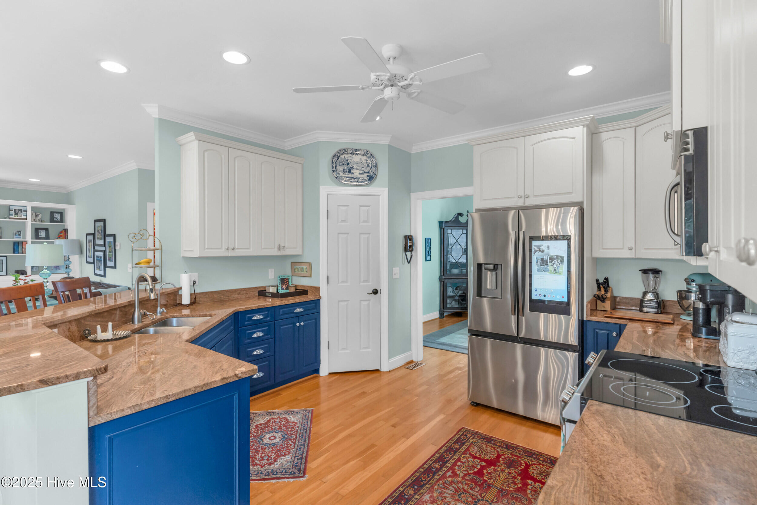 927 Carolina Sands Drive, Carolina Beach, NC 28428 – photo 7: 12_927 carolina sands dr-00012