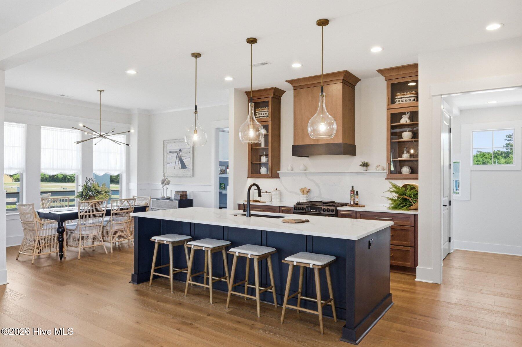 100490520 | Photo 17