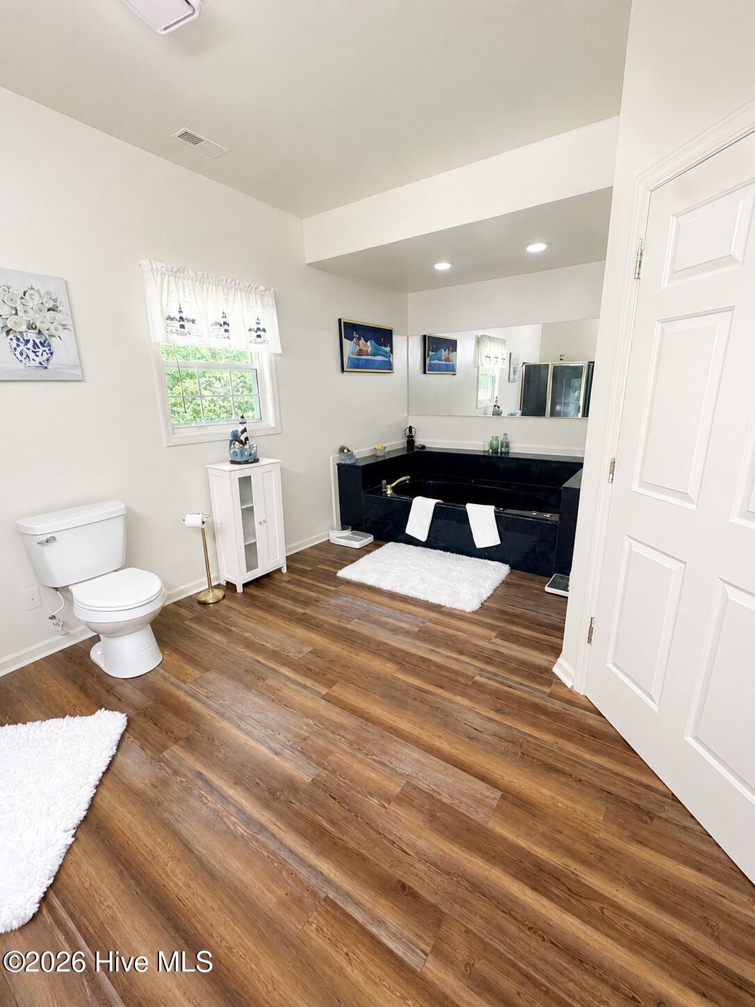 888 Sea Gate Drive,Newport