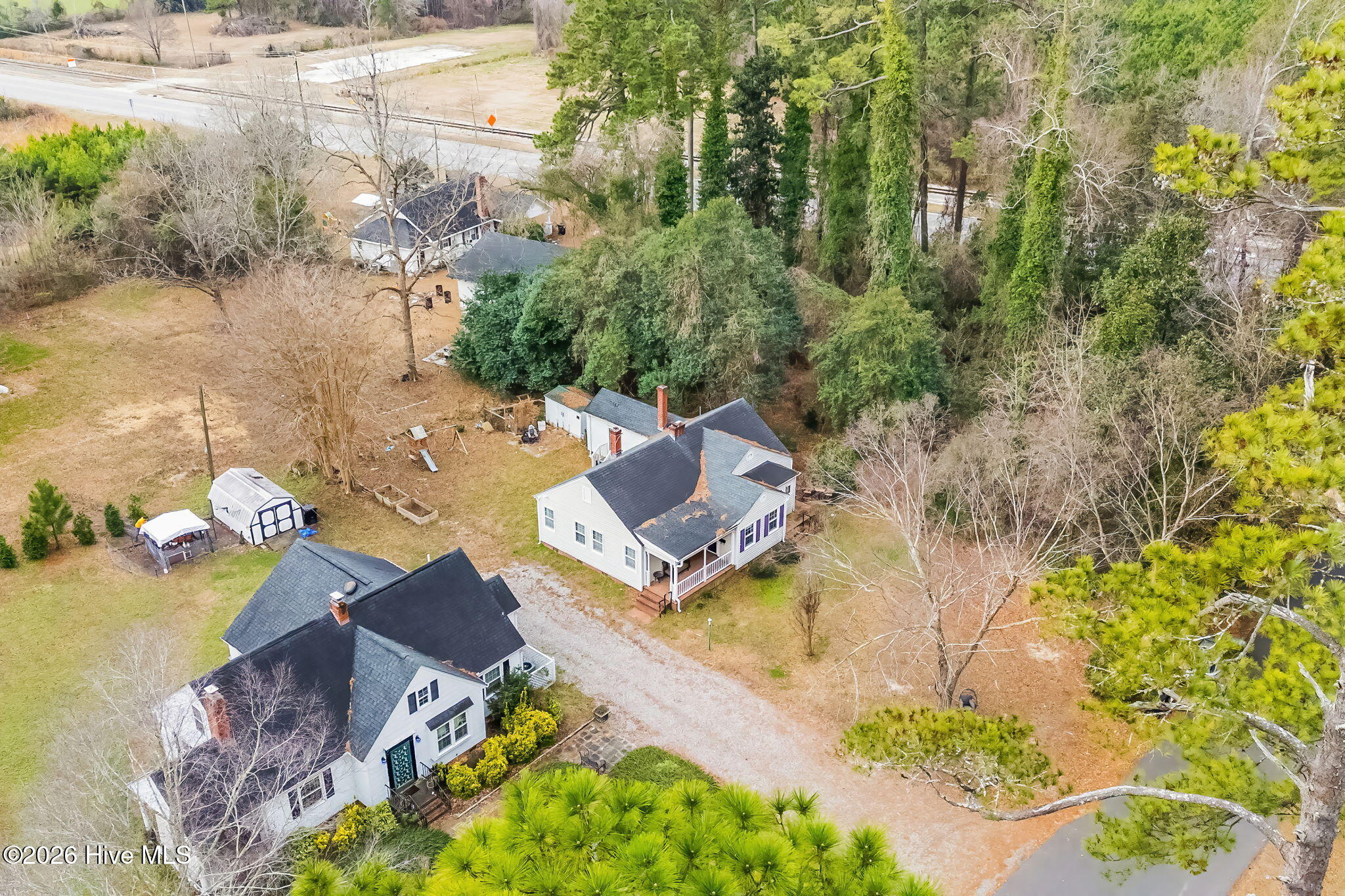 100549588 | Photo 34