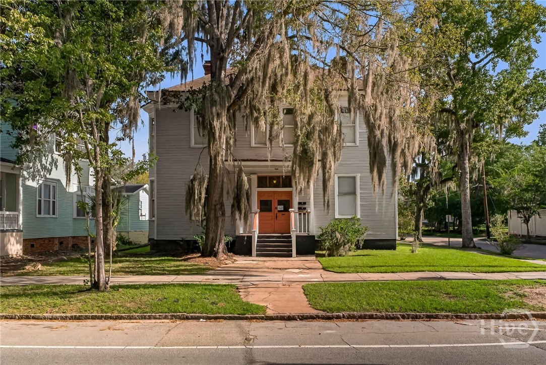 Photo 1 of Multi family home for sale at 836 E Henry St, Savannah, GA 31401 | MLS# SA364427 | Listing updated on 2026-09-13