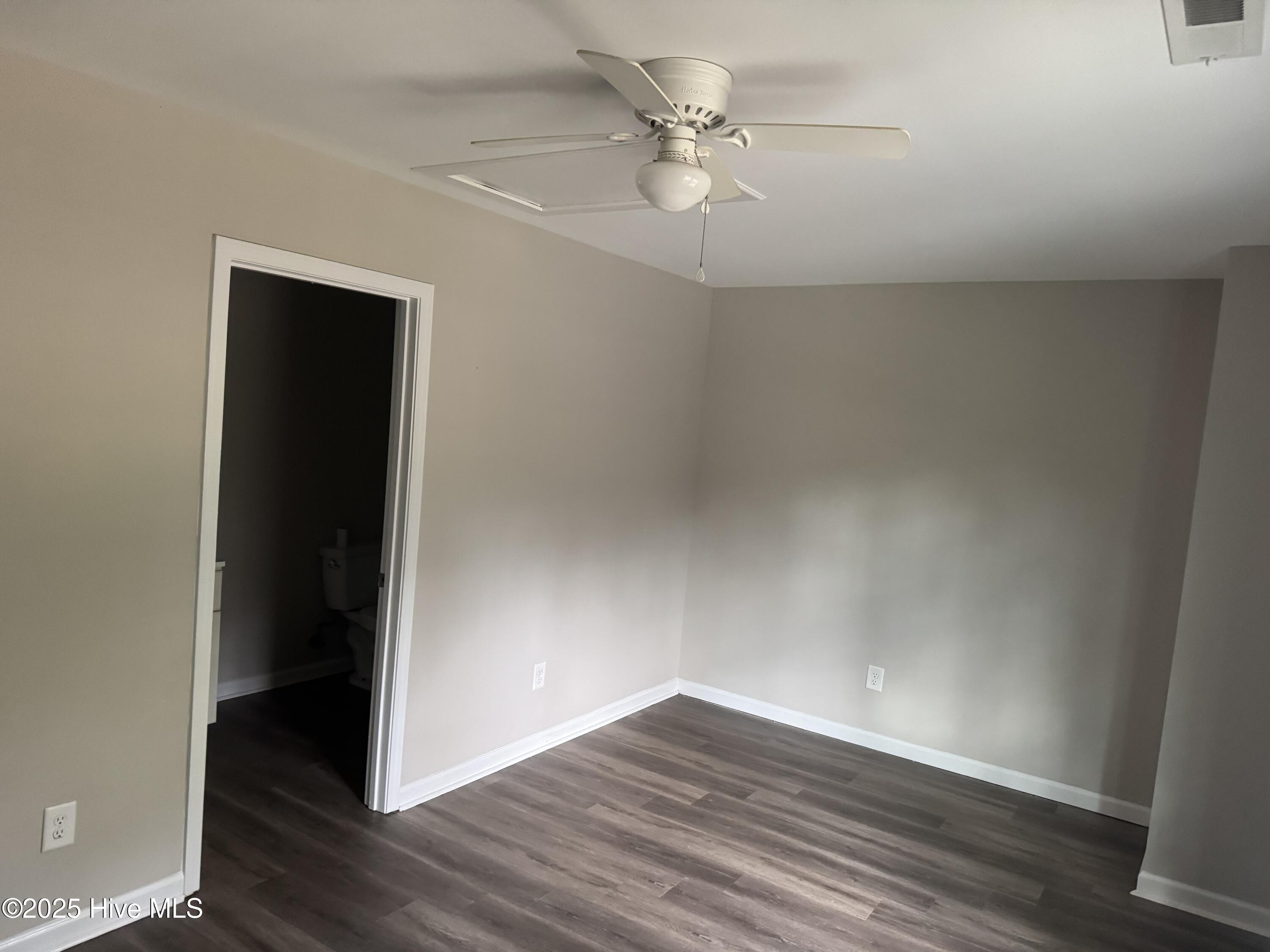 100521552 | Photo 17