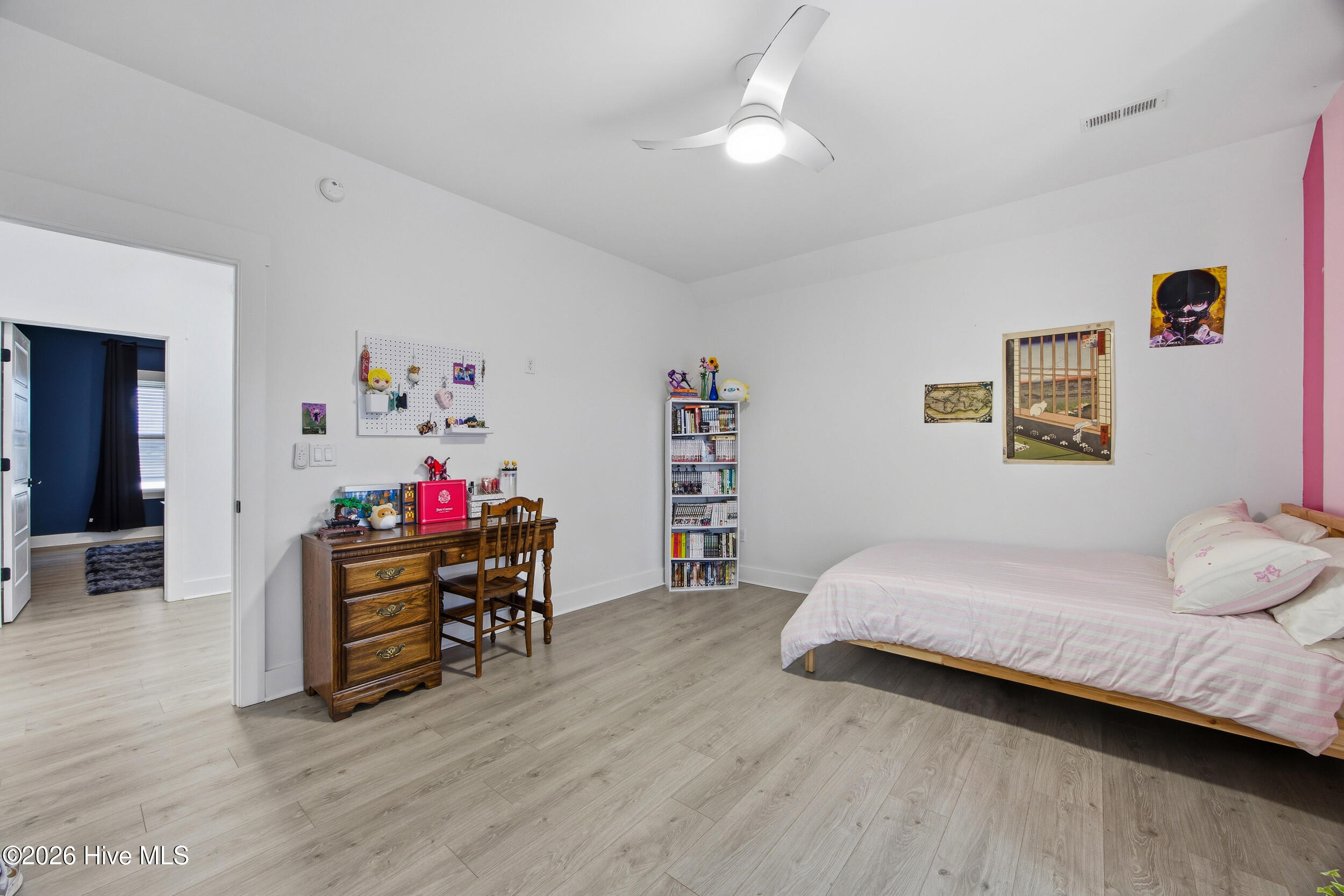 100558595 | Photo 54