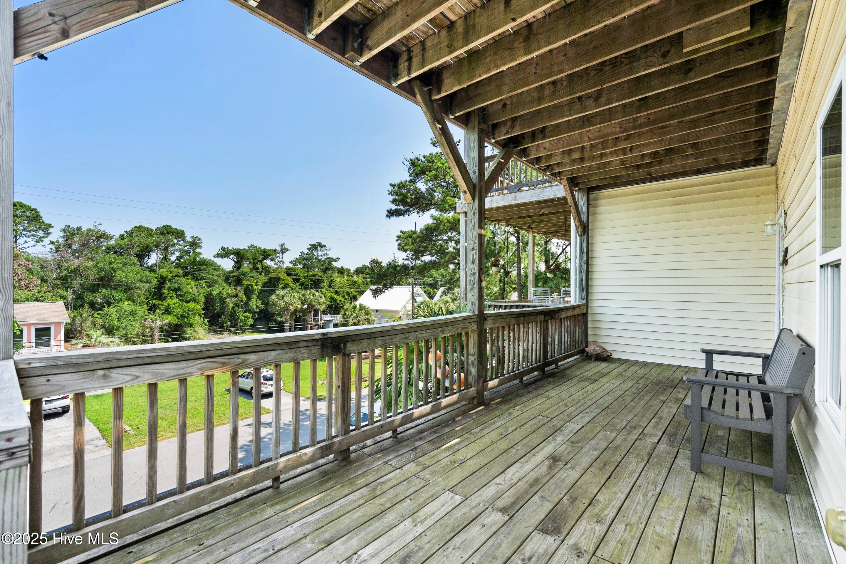 100517564 | Photo 47