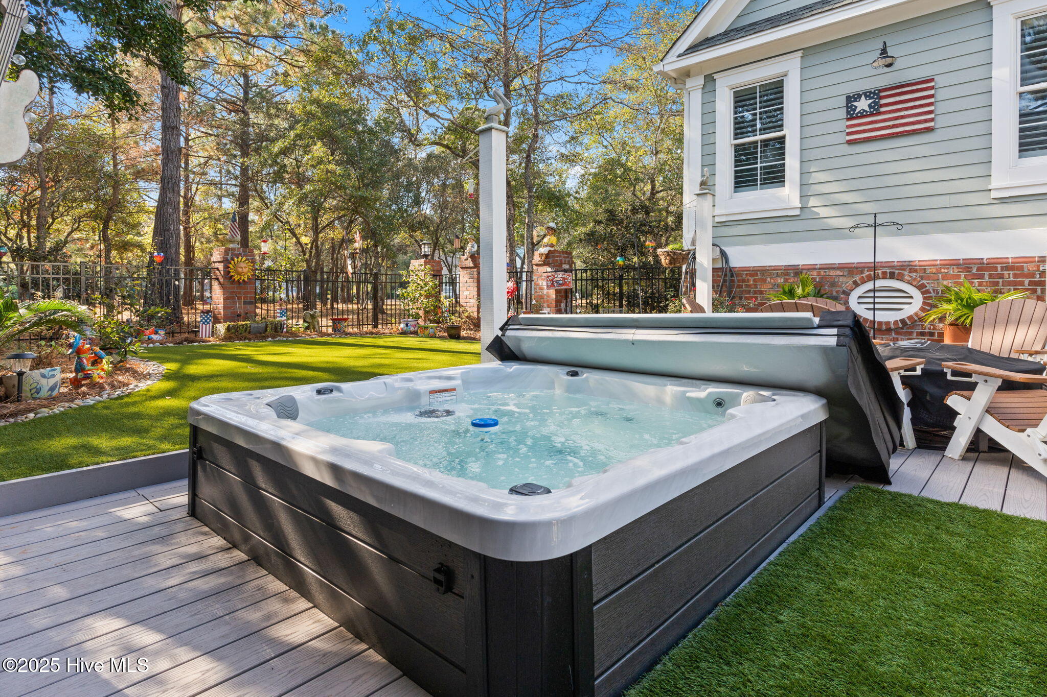 100544060 | Photo 72