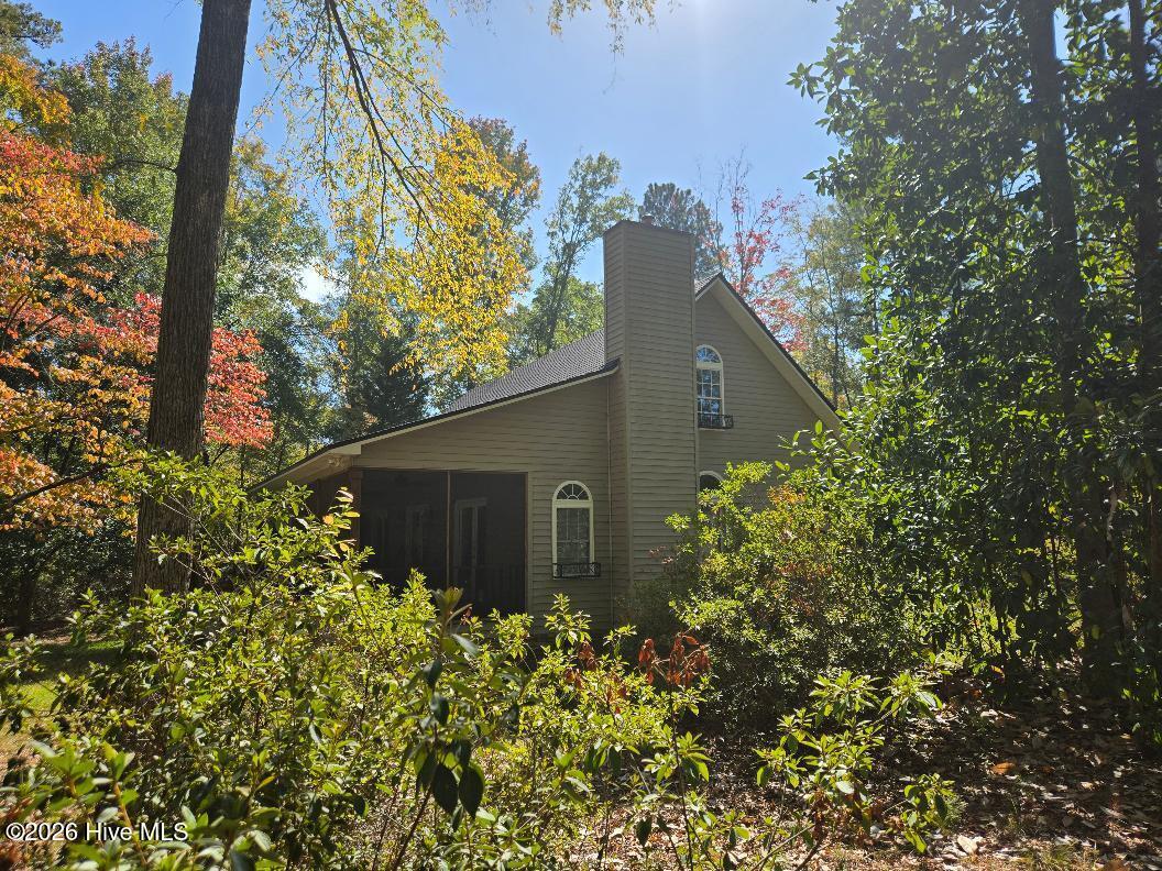 Photo 1 of Single family home for sale at 1226 Lake Dr, Lincolnton, GA 30817 | MLS# 100613300 | Listing updated on 2026-10-29