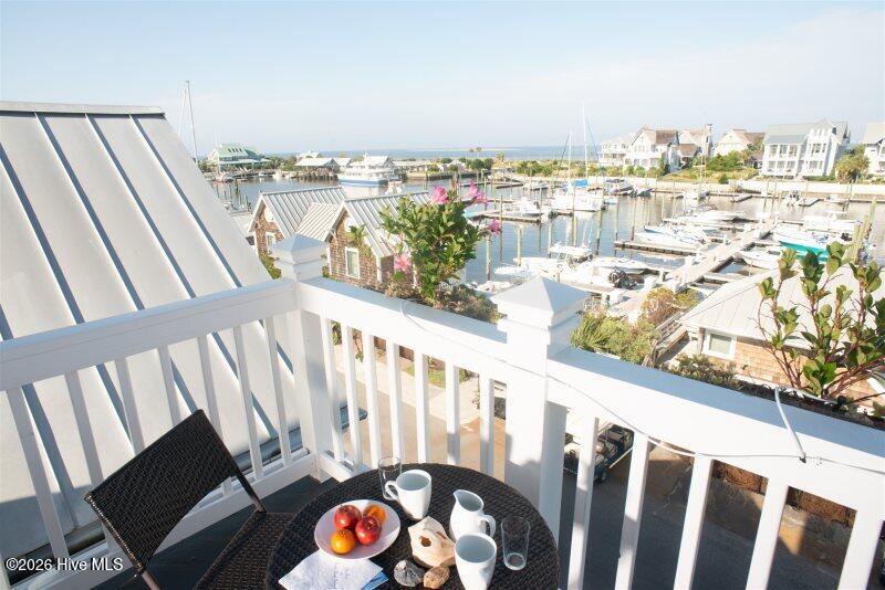 100559569 | Photo 45