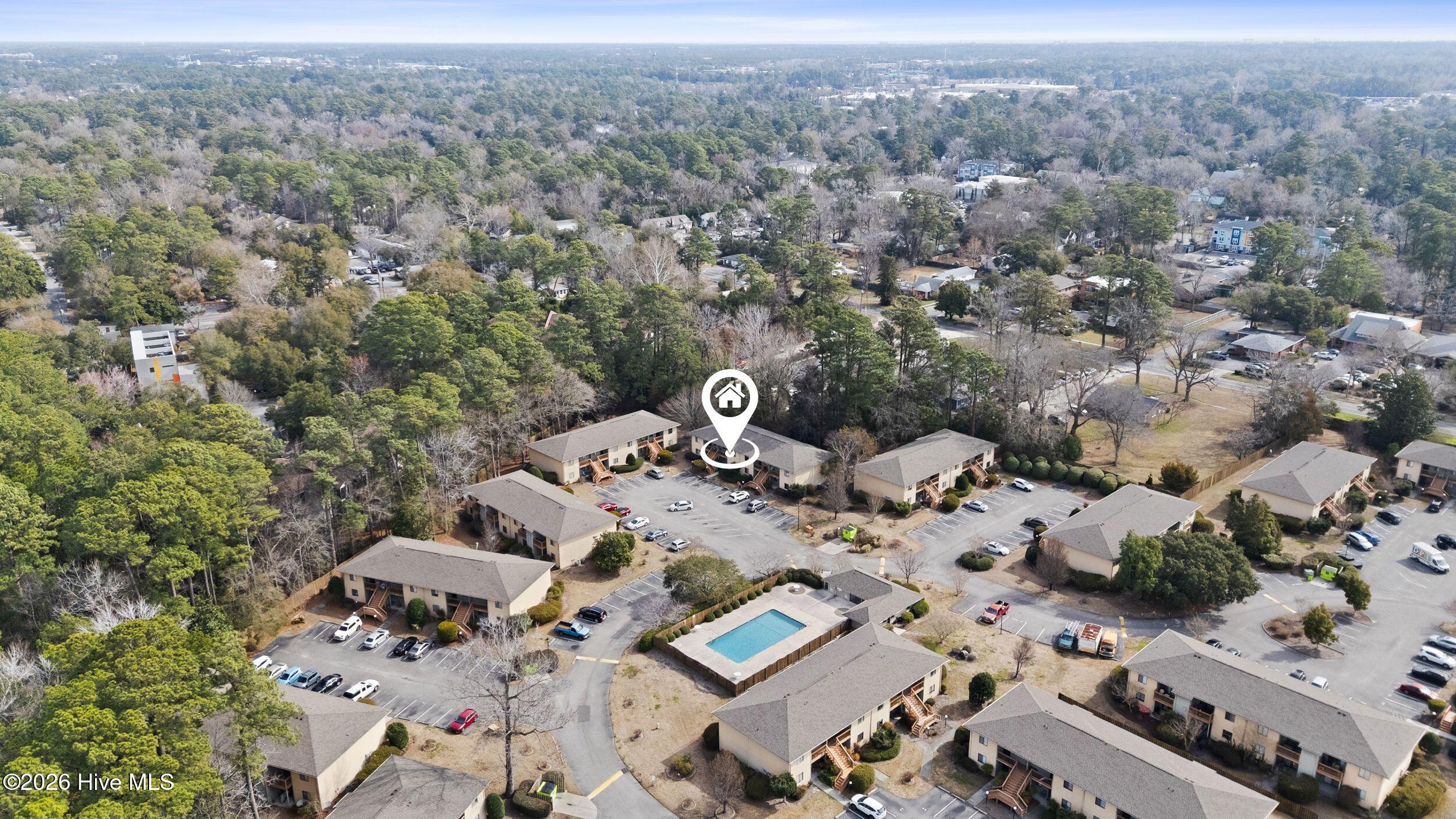 100557067 | Photo 26