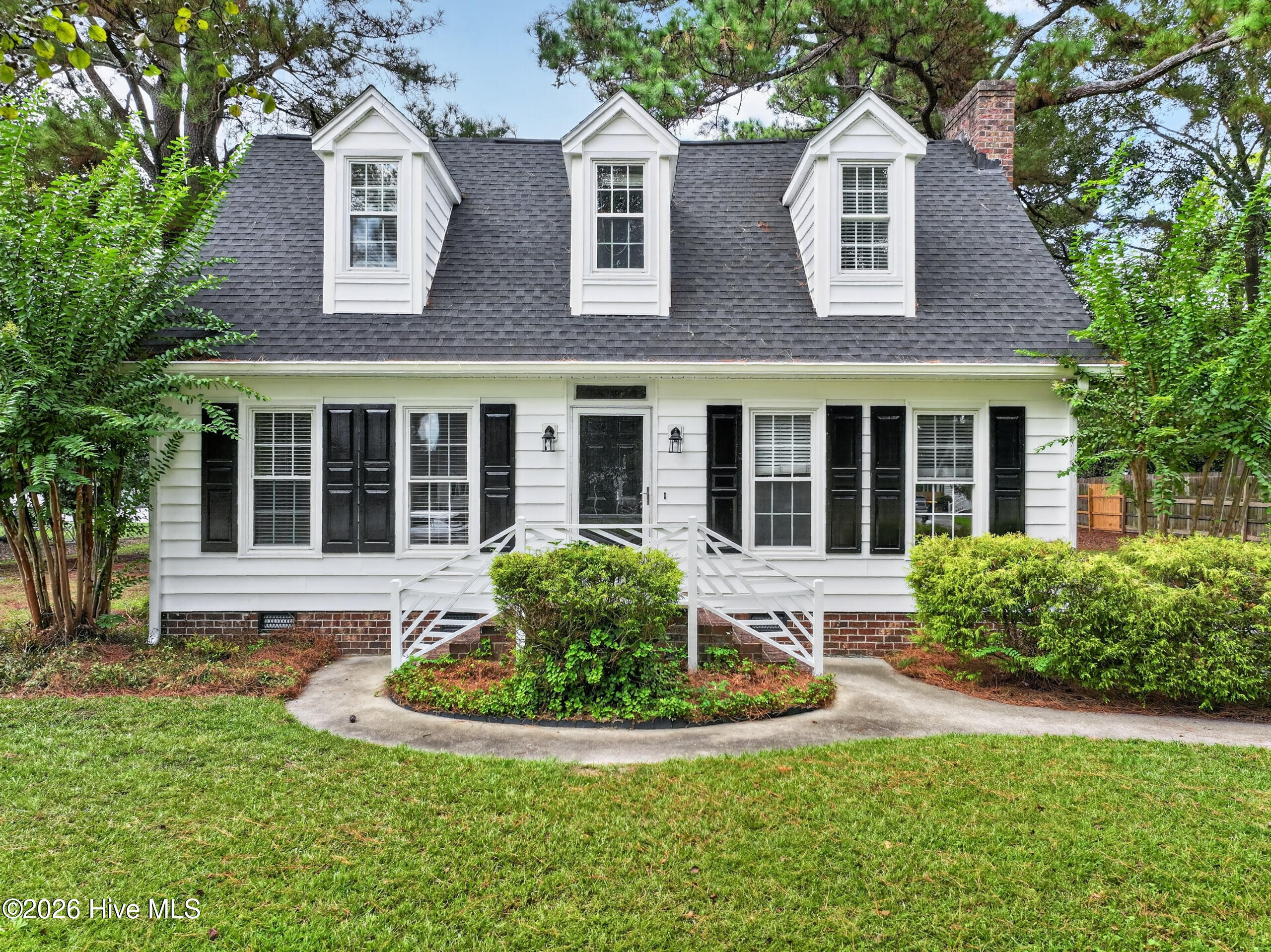 Photo 4 of Single family home for sale at 222 Beth St, Greenville, NC 27858 | MLS# 100613222 | Listing updated on 2026-10-29