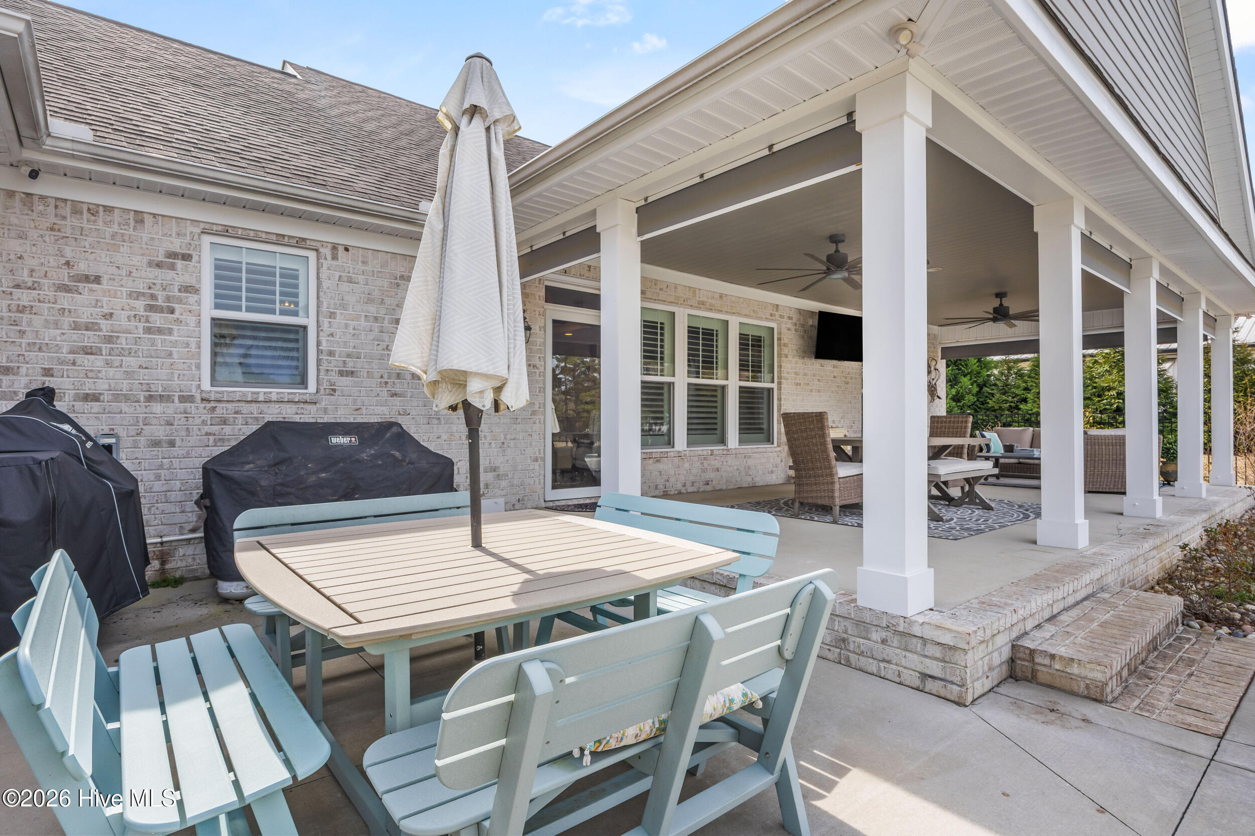 100562182 | Photo 59