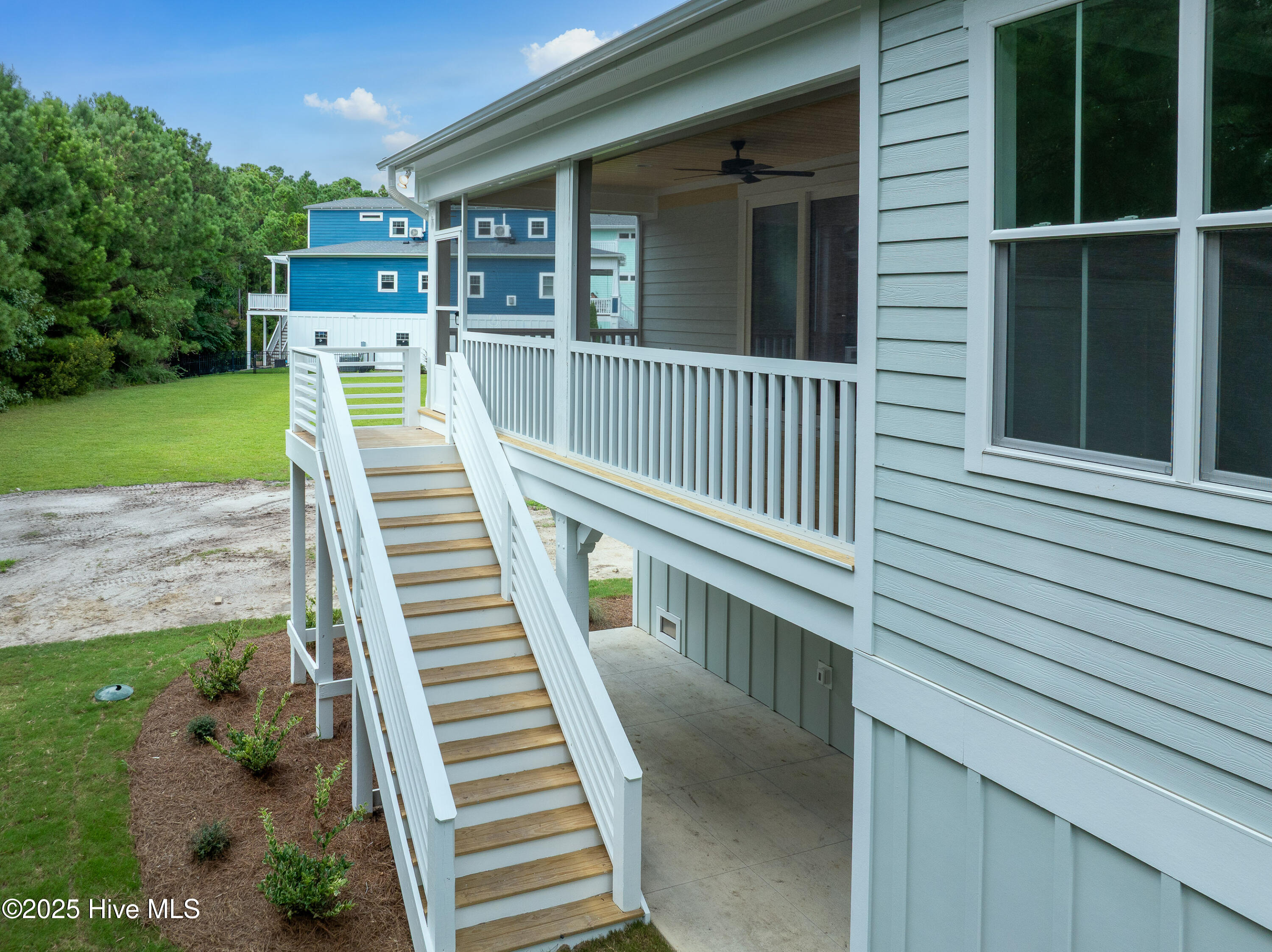 100552235 | Photo 37