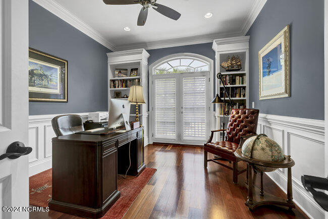 100543138 | Photo 25