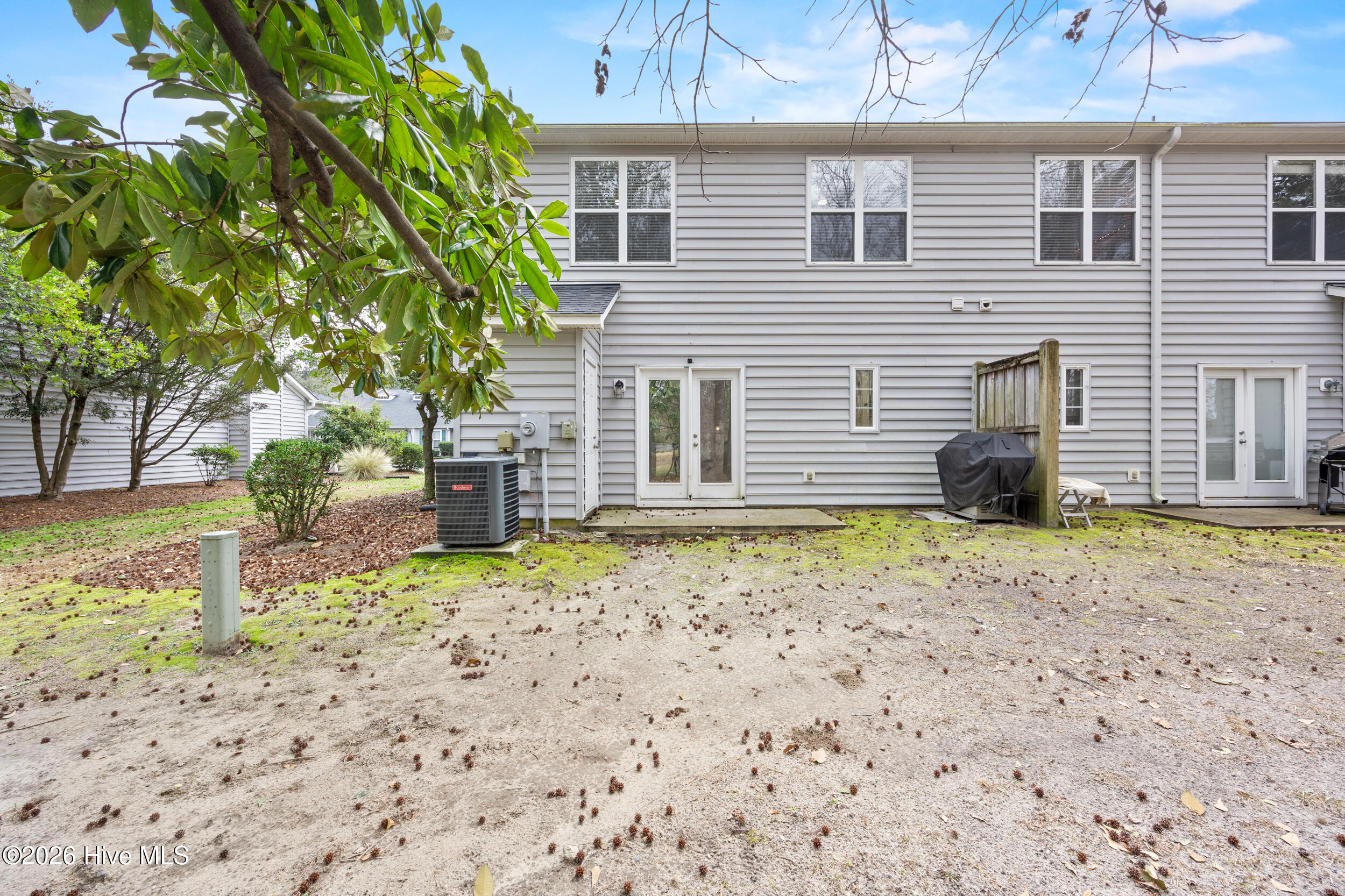 100567822 | Photo 46